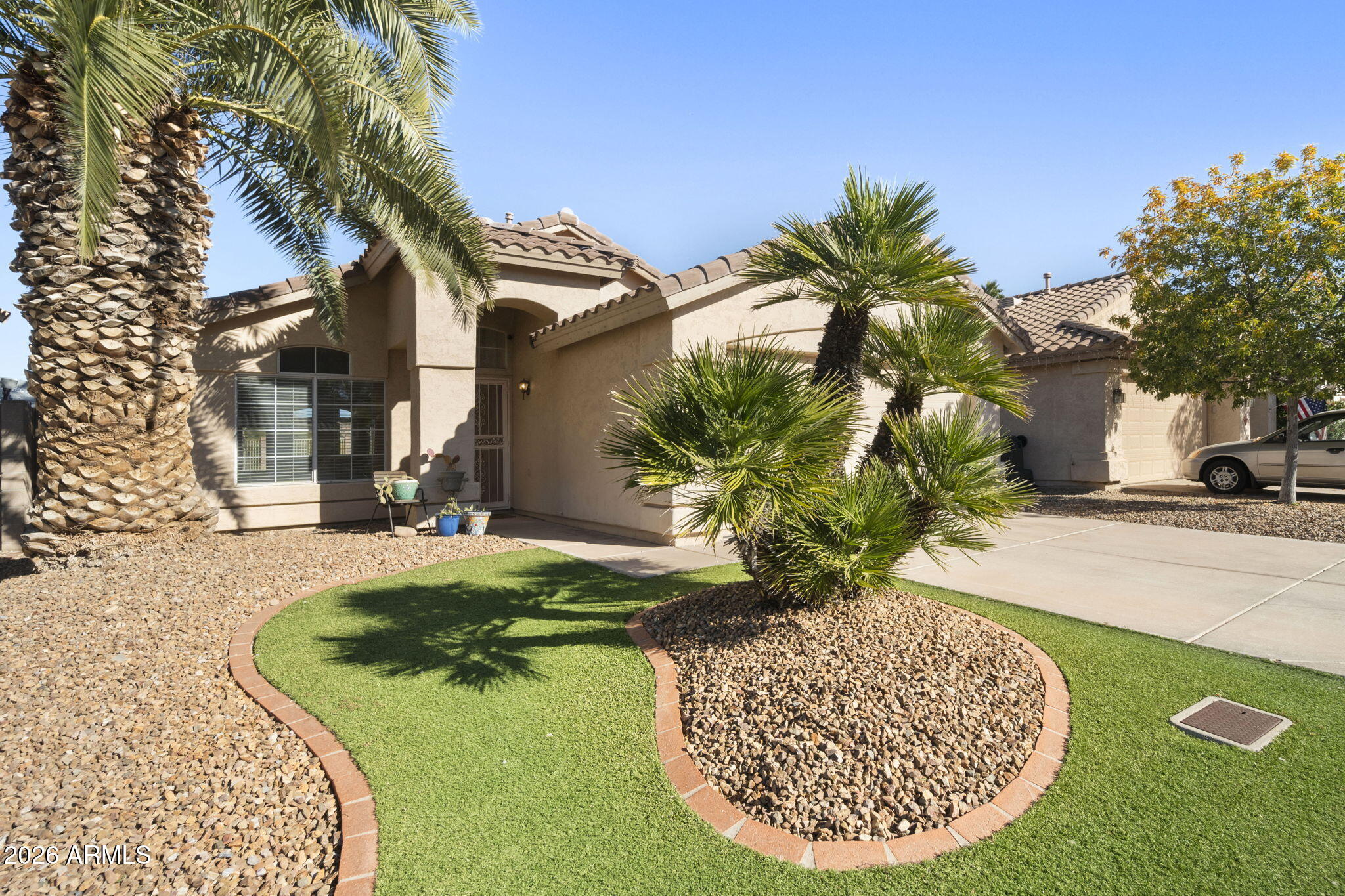 2040 E ANGELA Drive