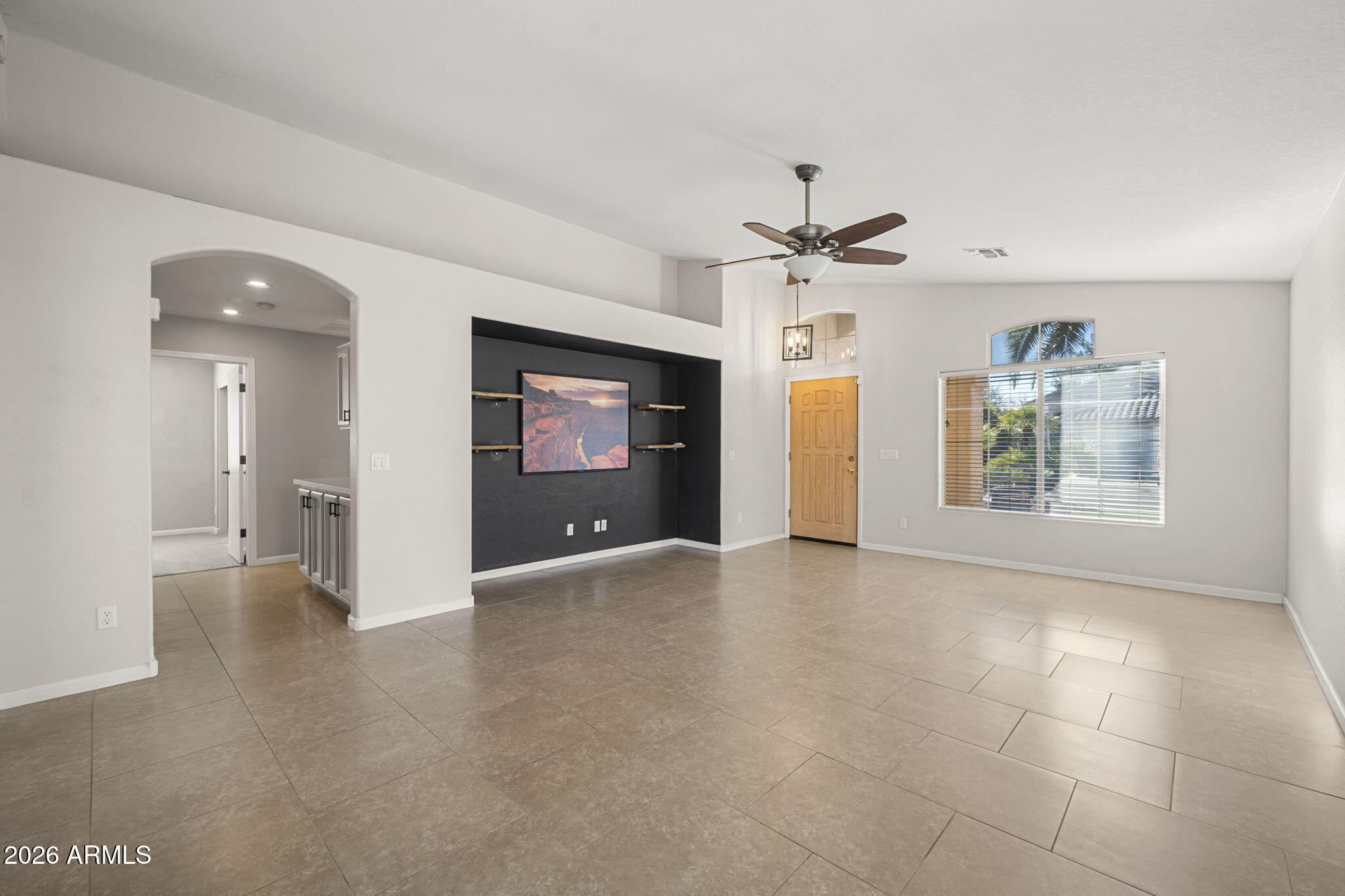 2040 E ANGELA Drive