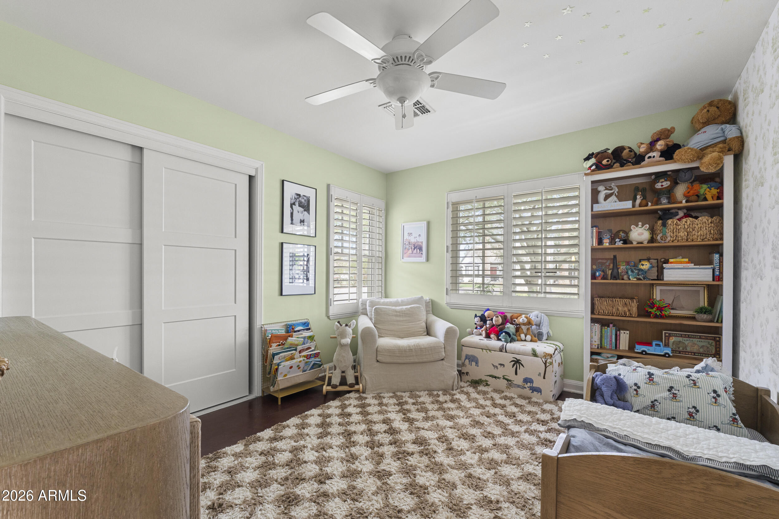317 W ENCANTO Boulevard