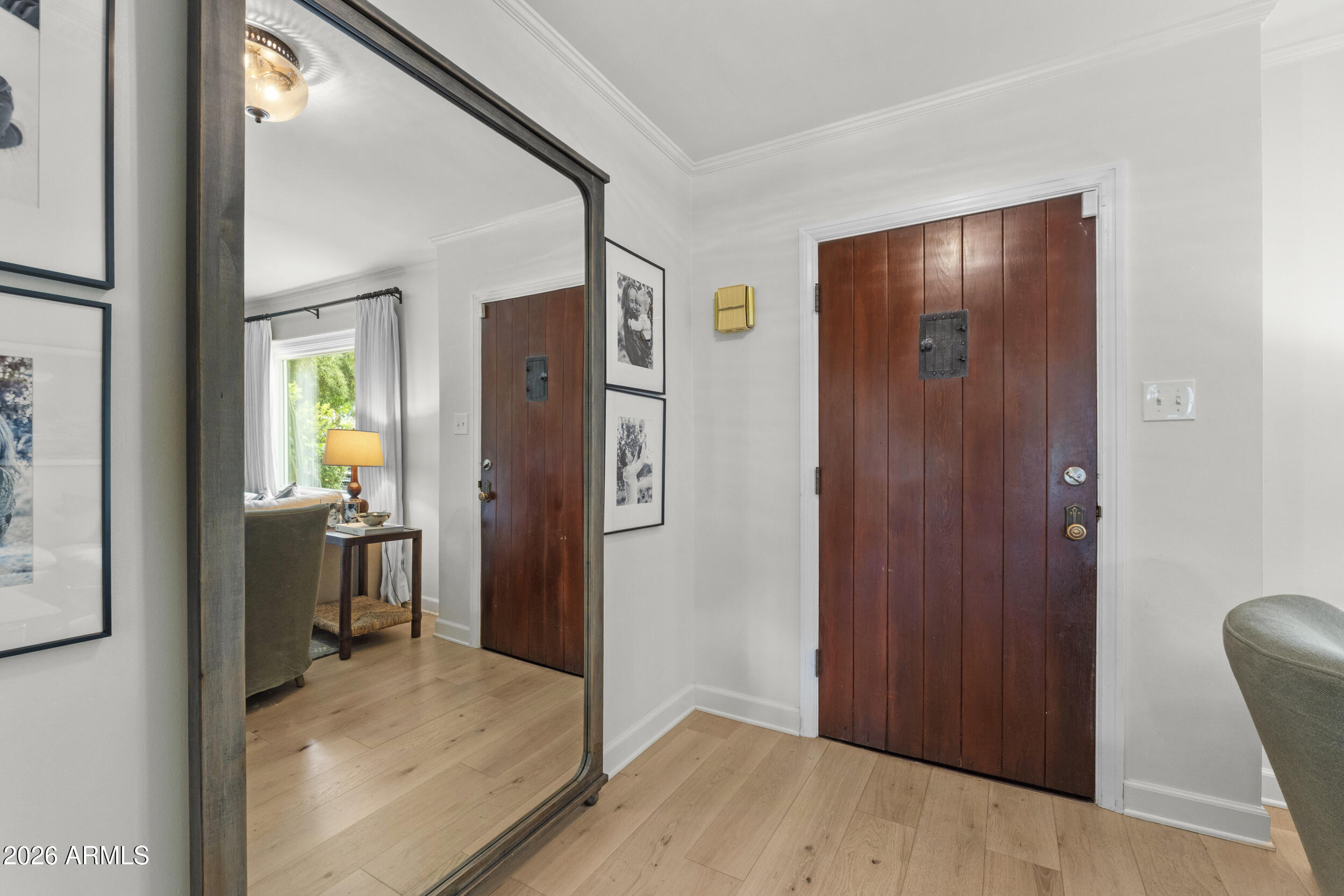 317 W ENCANTO Boulevard