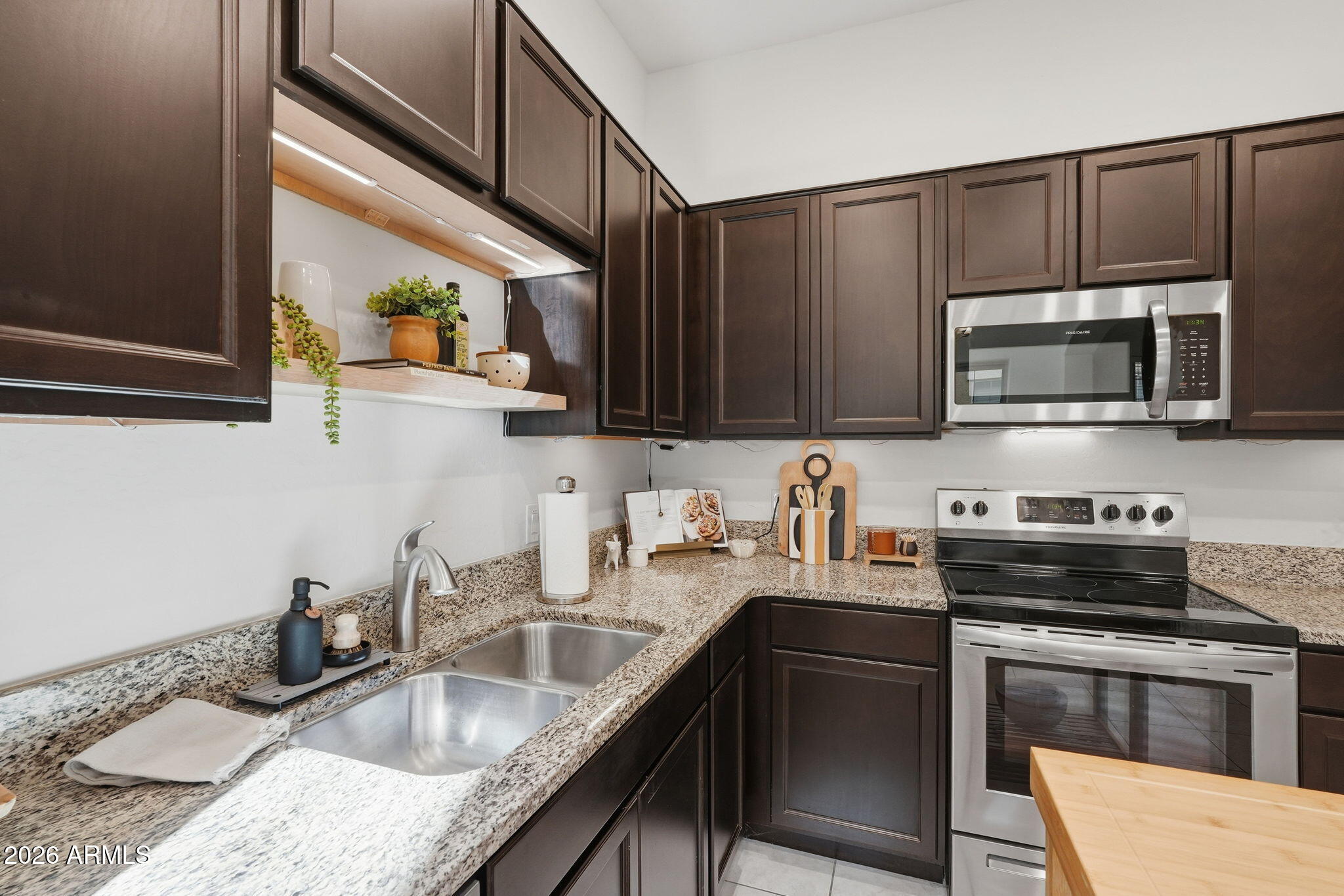 1367 S COUNTRY CLUB Drive 1118
