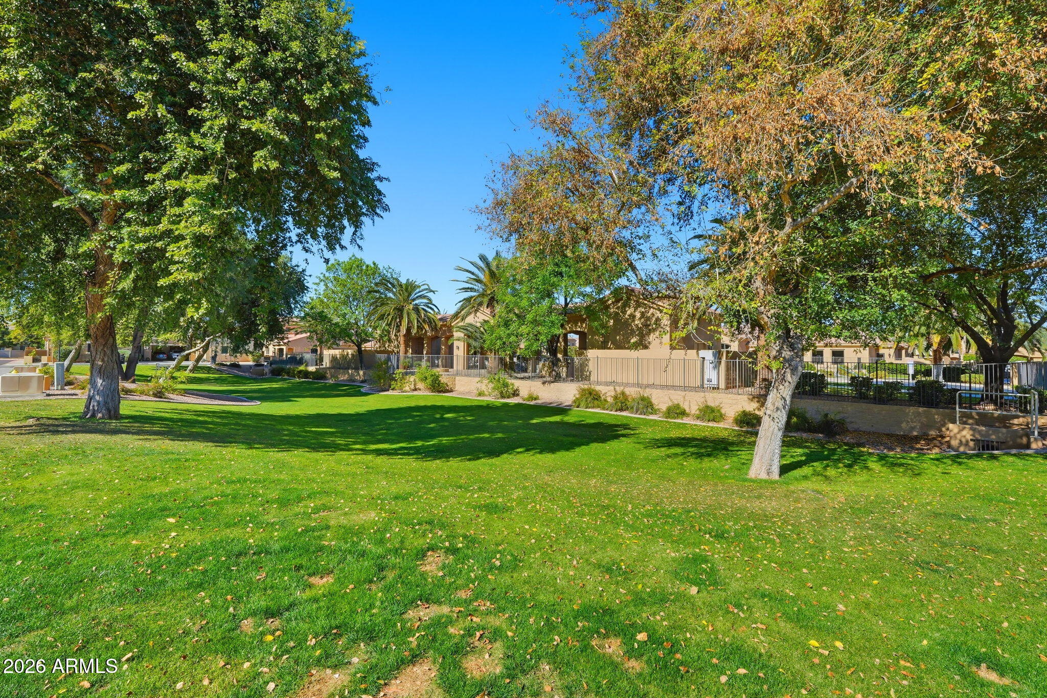 1367 S COUNTRY CLUB Drive 1118