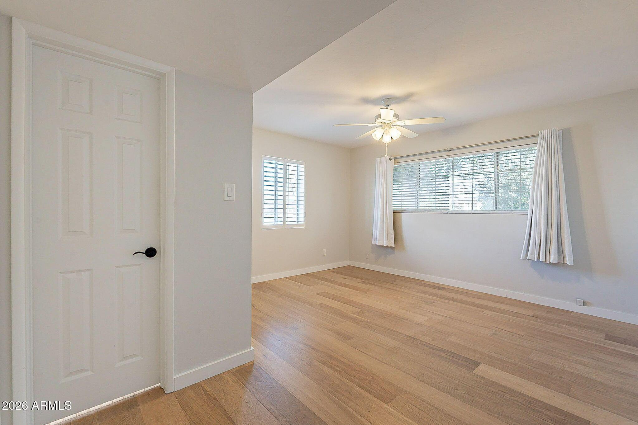 5715 E Calle Del Paisano