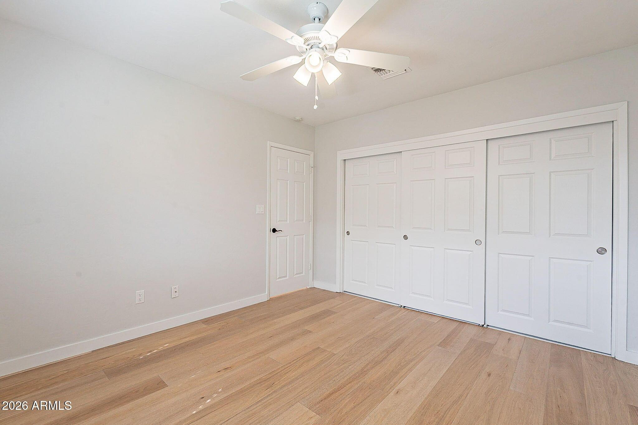 5715 E Calle Del Paisano