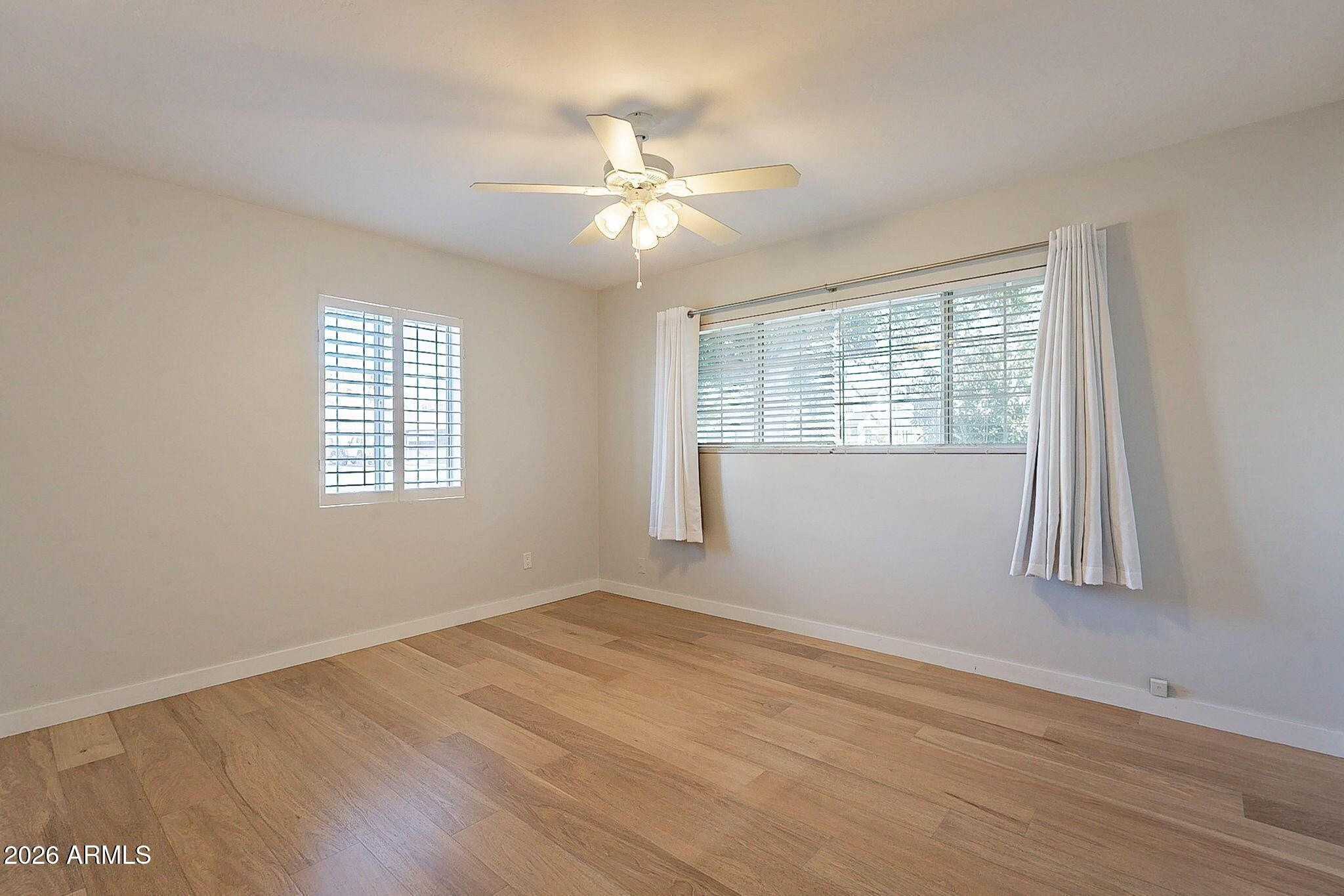 5715 E Calle Del Paisano