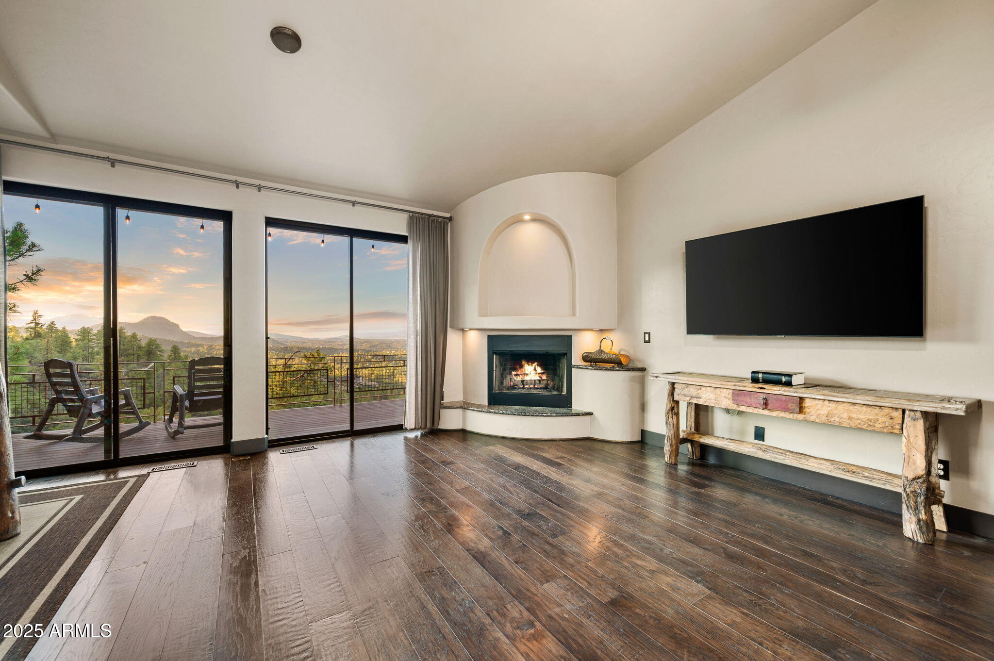 2700 W BUTTERFLY Ridge