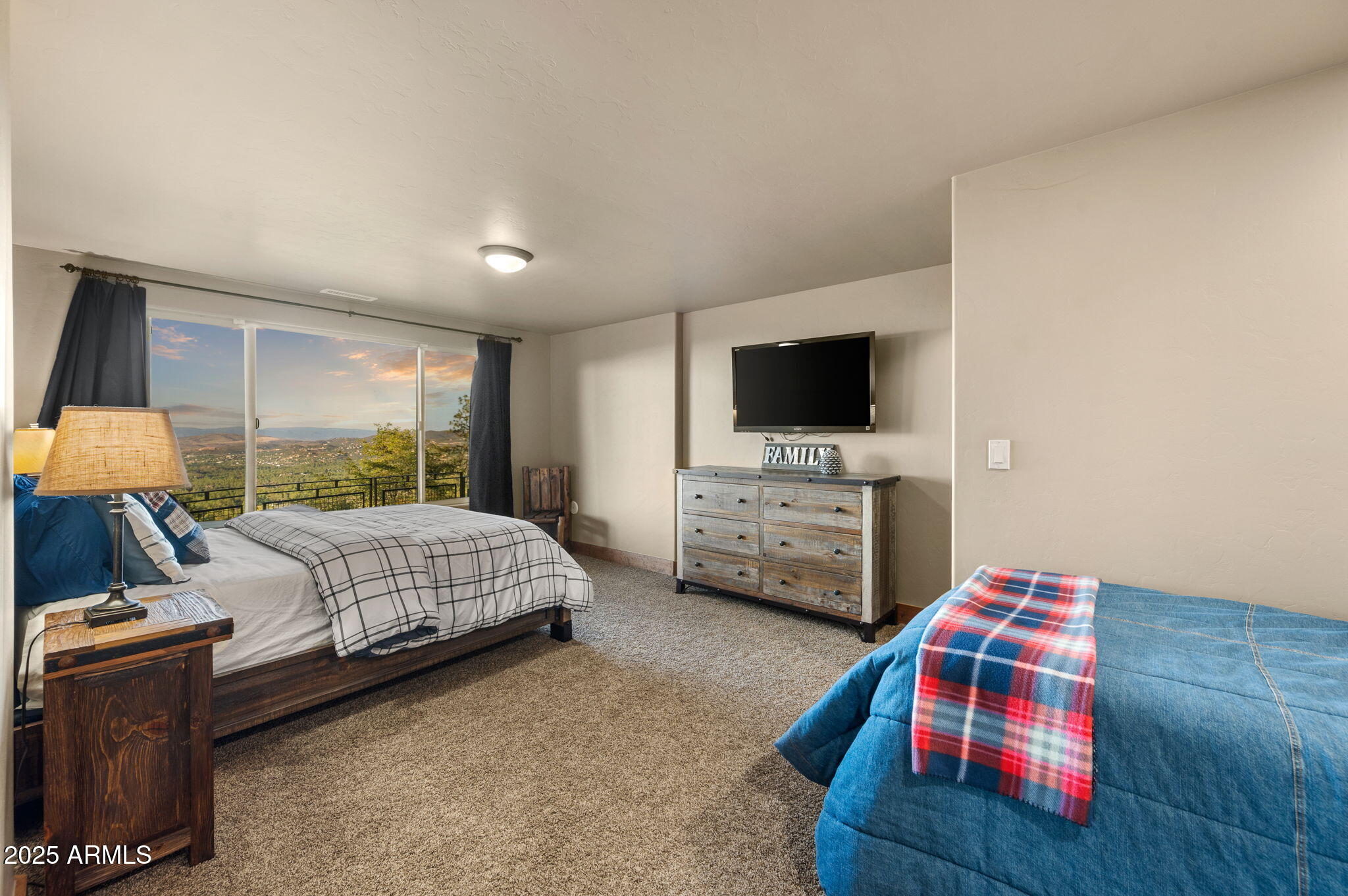 2700 W BUTTERFLY Ridge