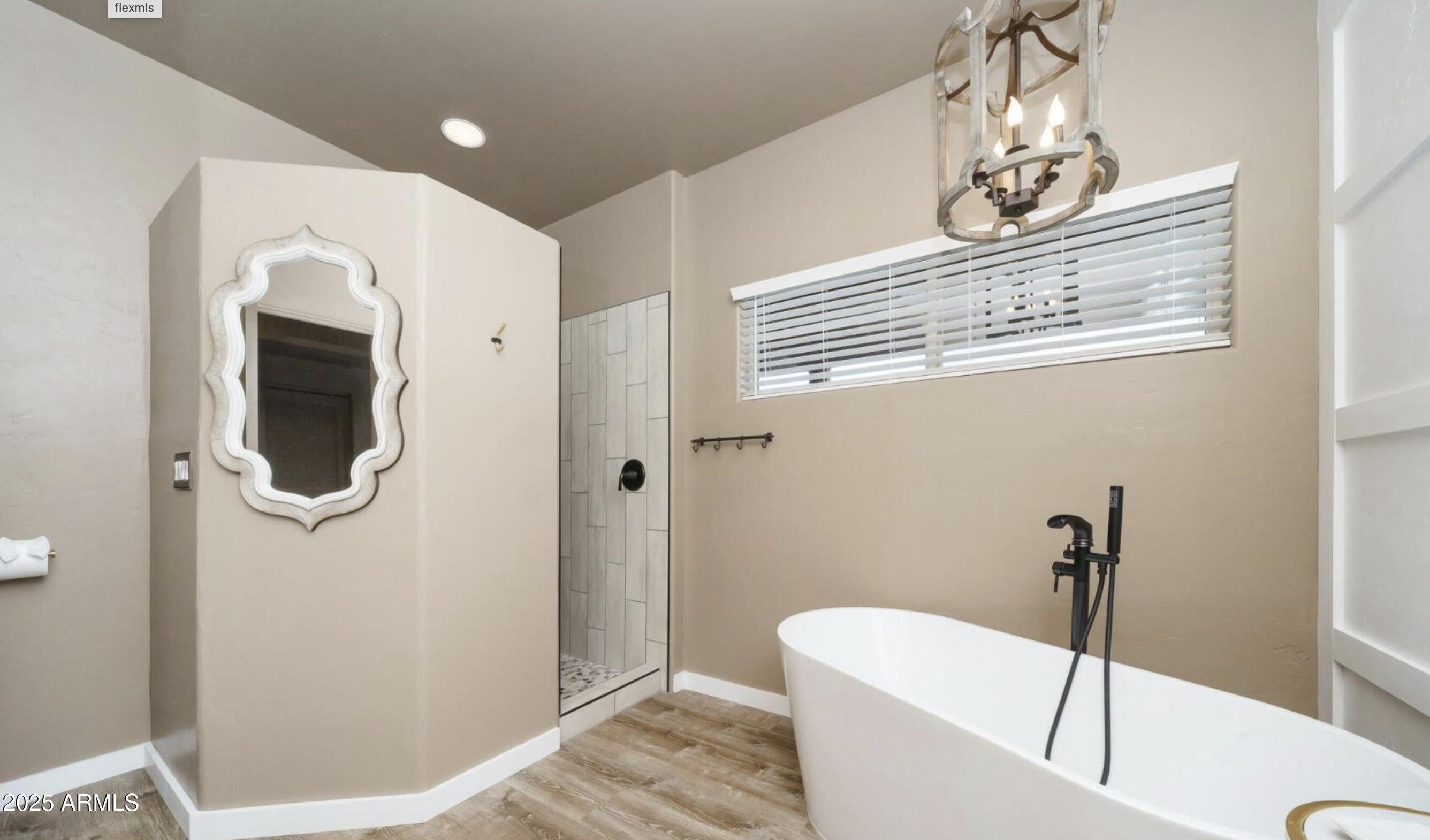 2700 W BUTTERFLY Ridge