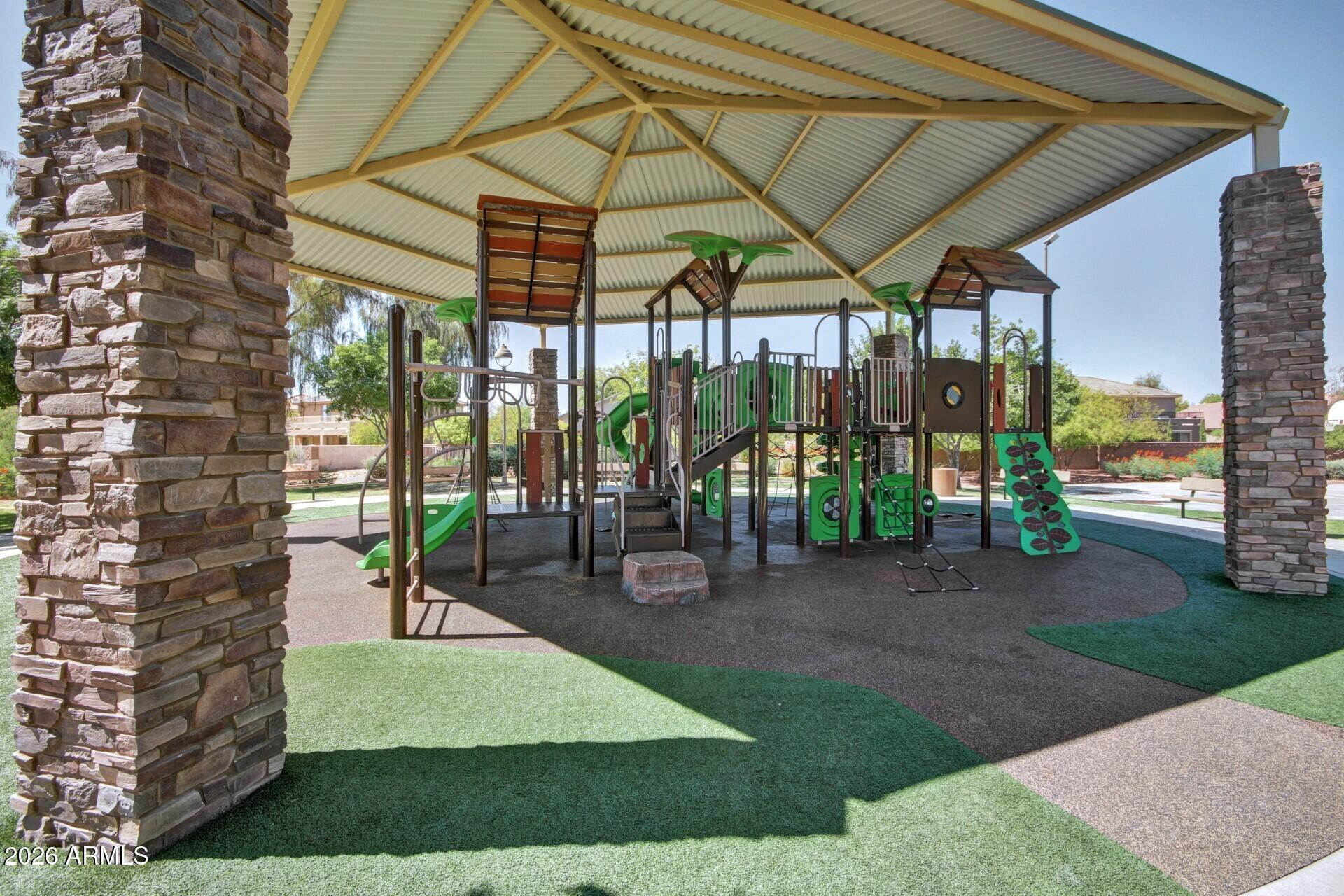43924 W MCCLELLAND Drive