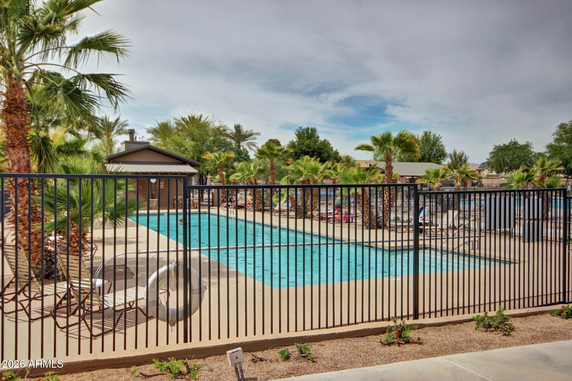 43924 W MCCLELLAND Drive