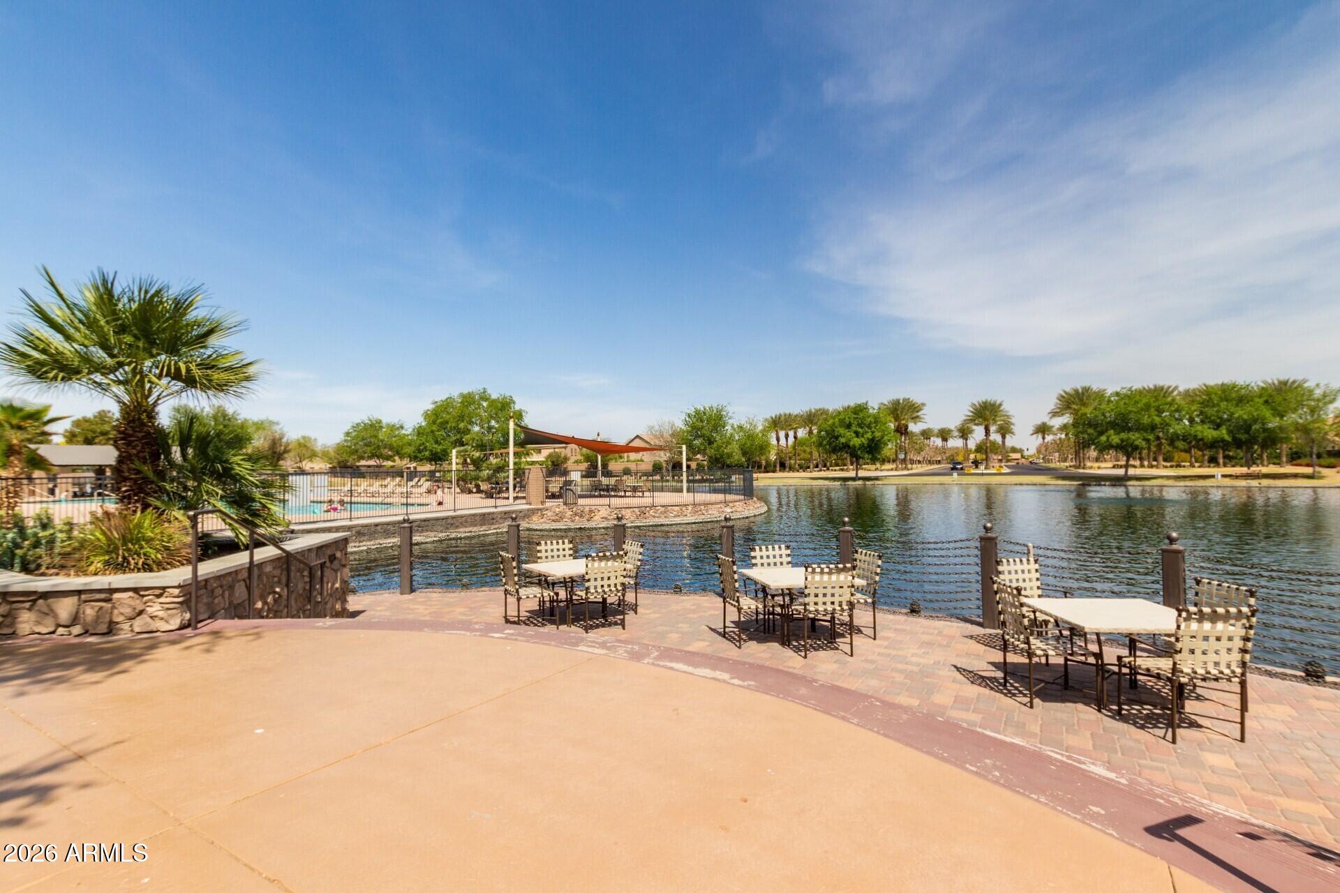 43924 W MCCLELLAND Drive
