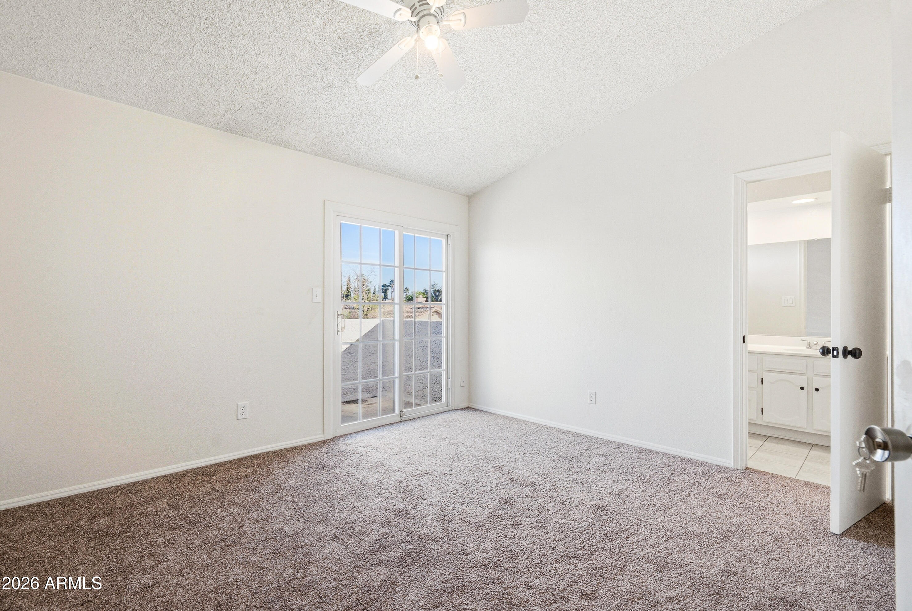 5729 W BUTLER Drive