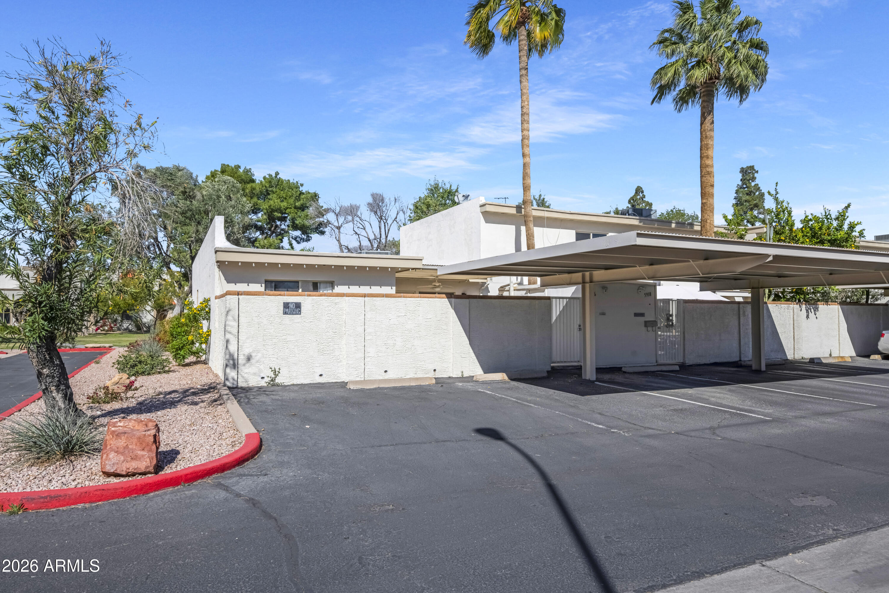 5916 N 83RD Street