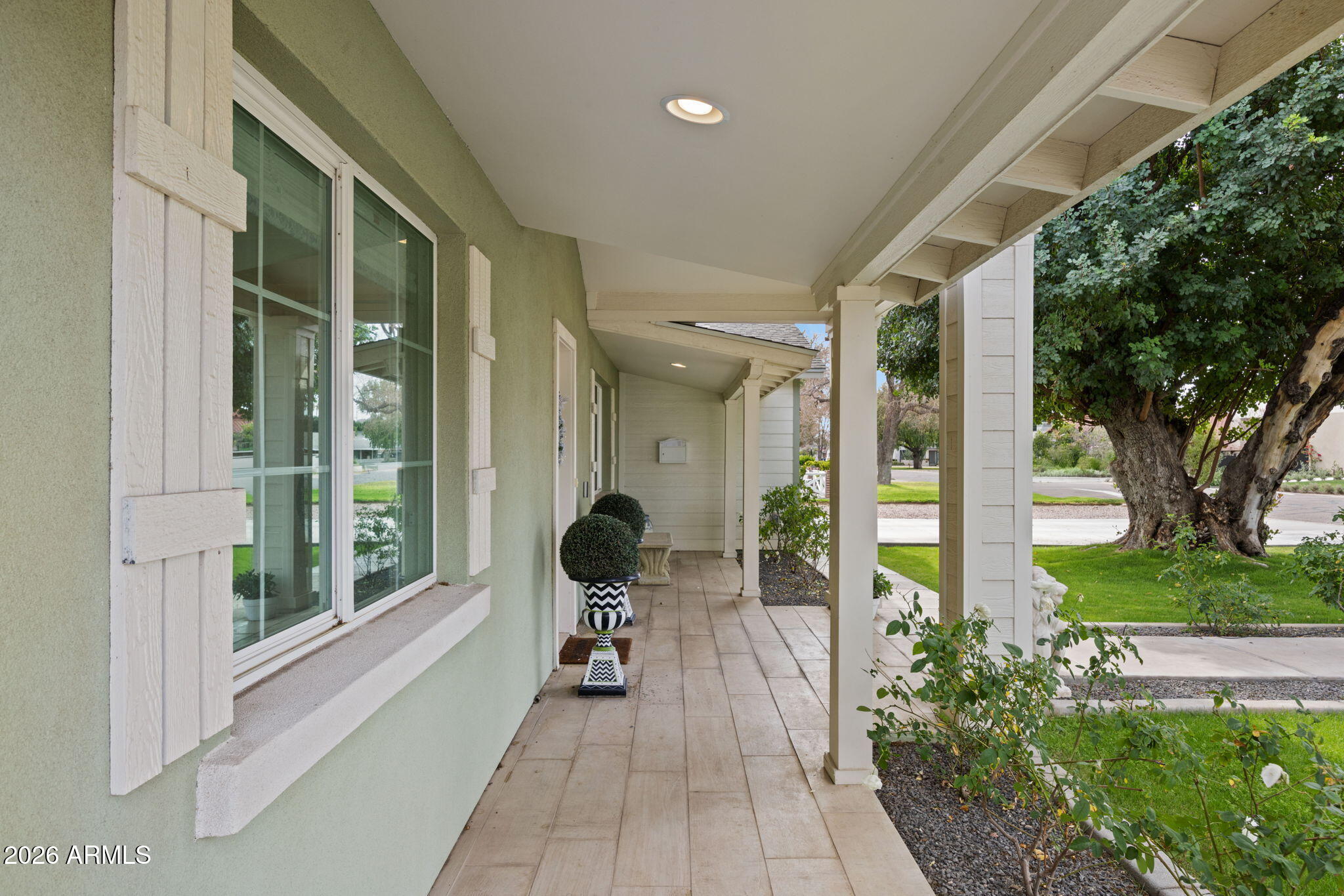 3621 N KACHINA Lane