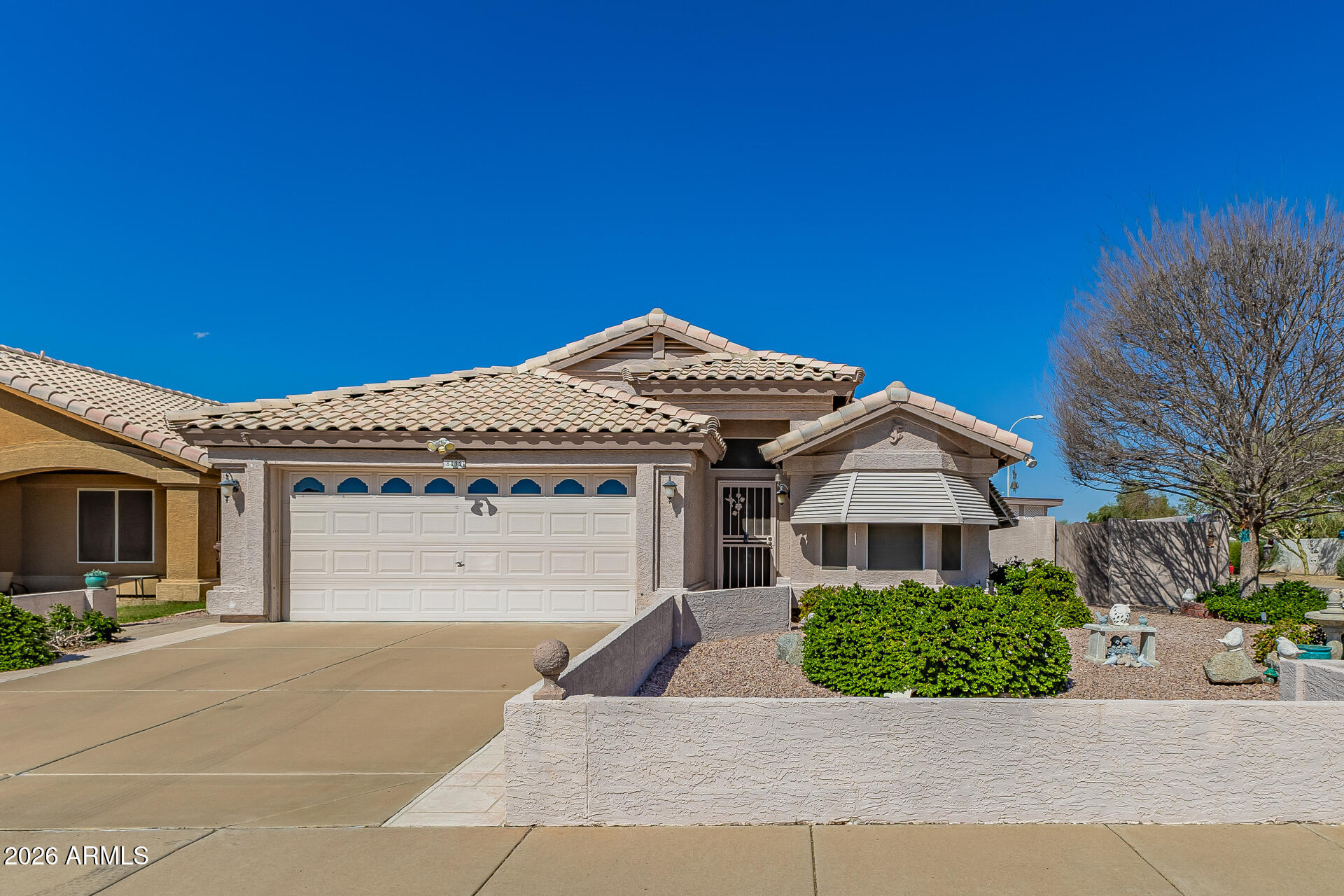 8432 W CHARTER OAK Road