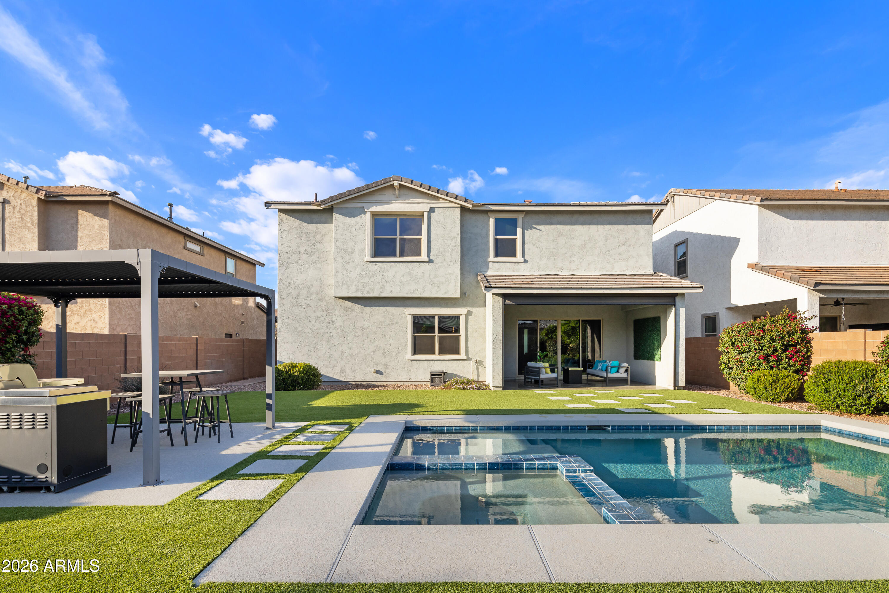 3527 E AUSTIN Drive