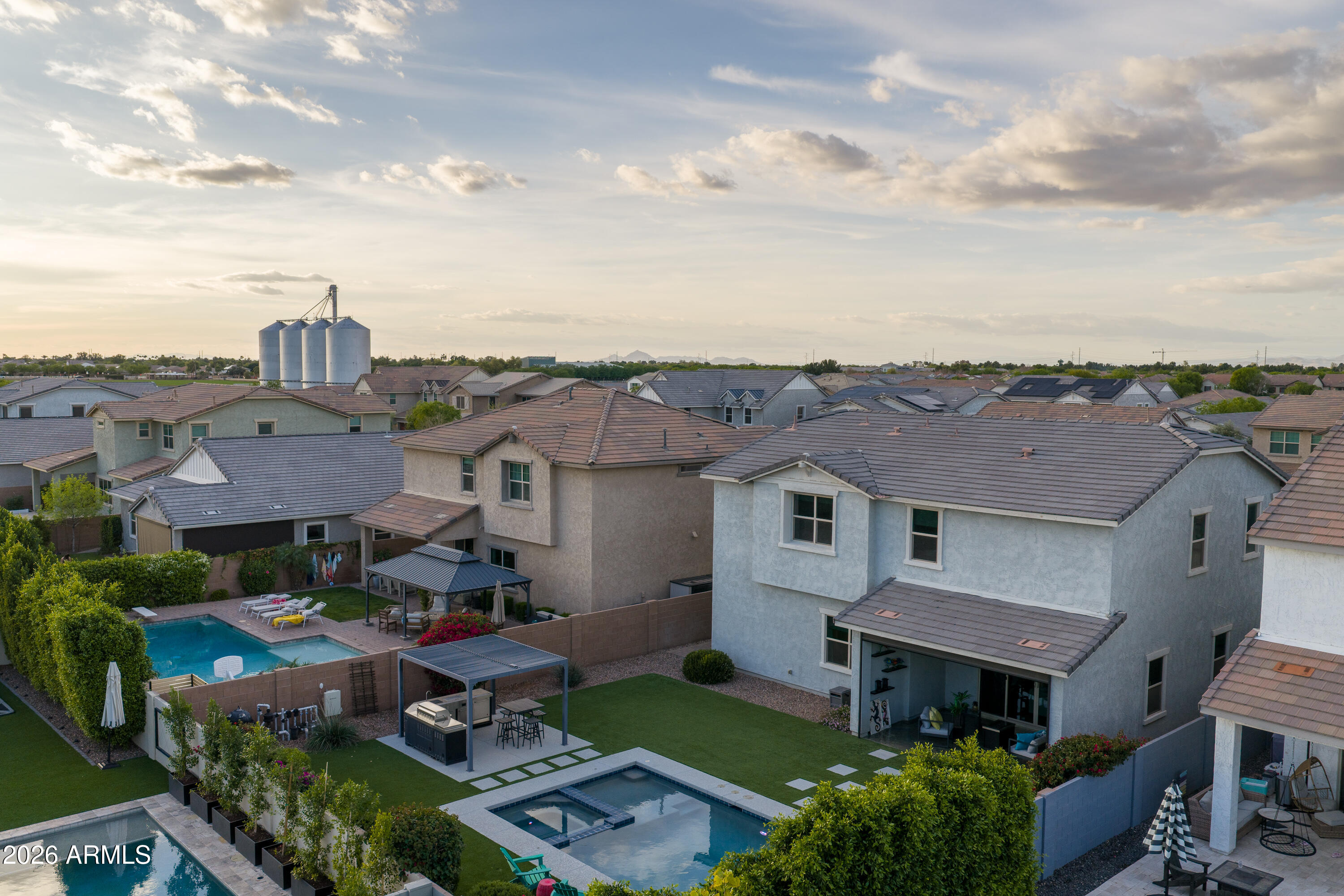 3527 E AUSTIN Drive