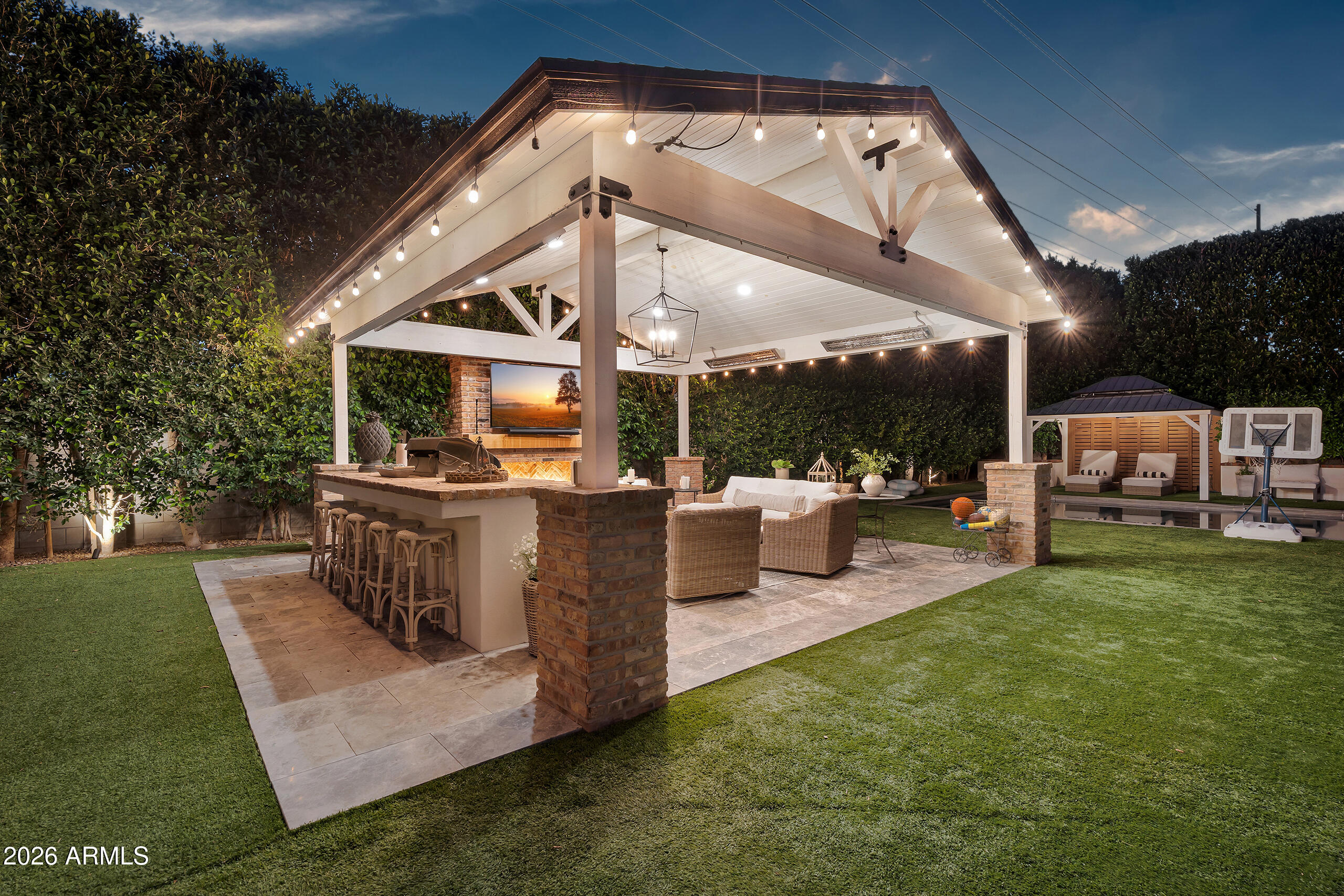 5217 E CALLE REDONDA