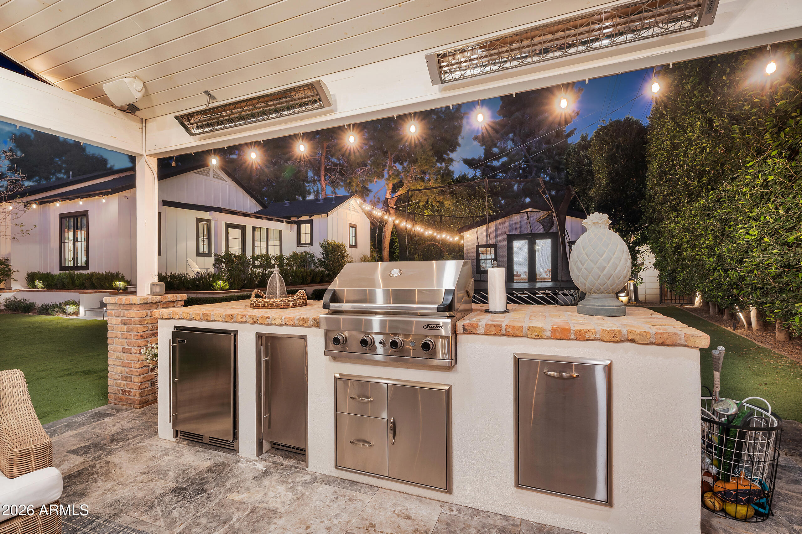 5217 E CALLE REDONDA