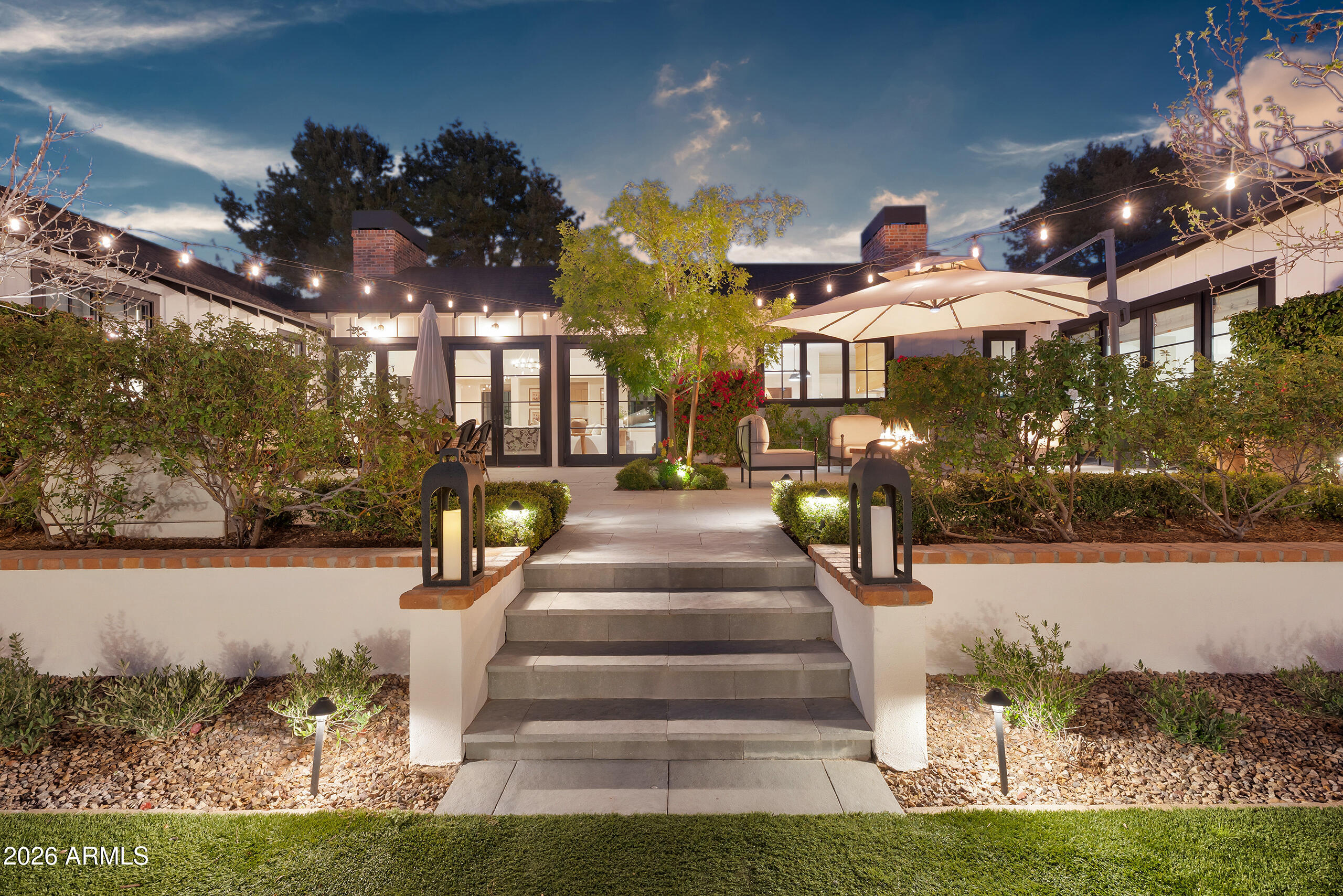 5217 E CALLE REDONDA