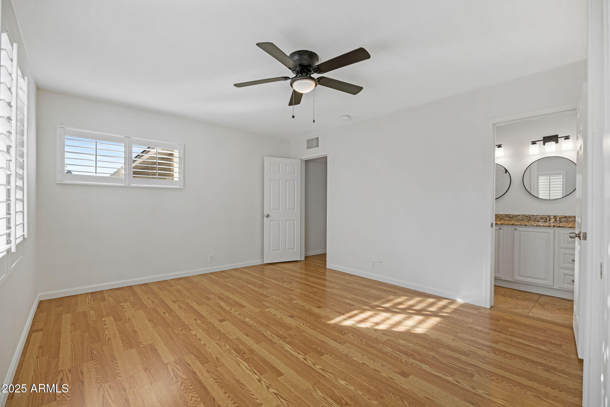 4020 N 44TH Place