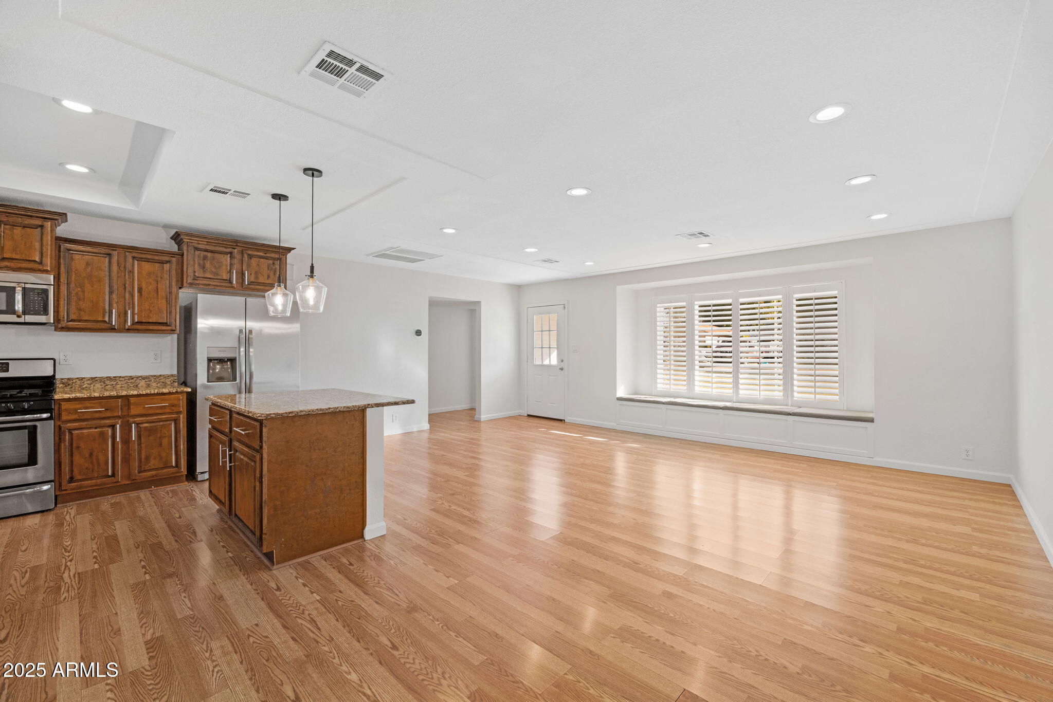 4020 N 44TH Place