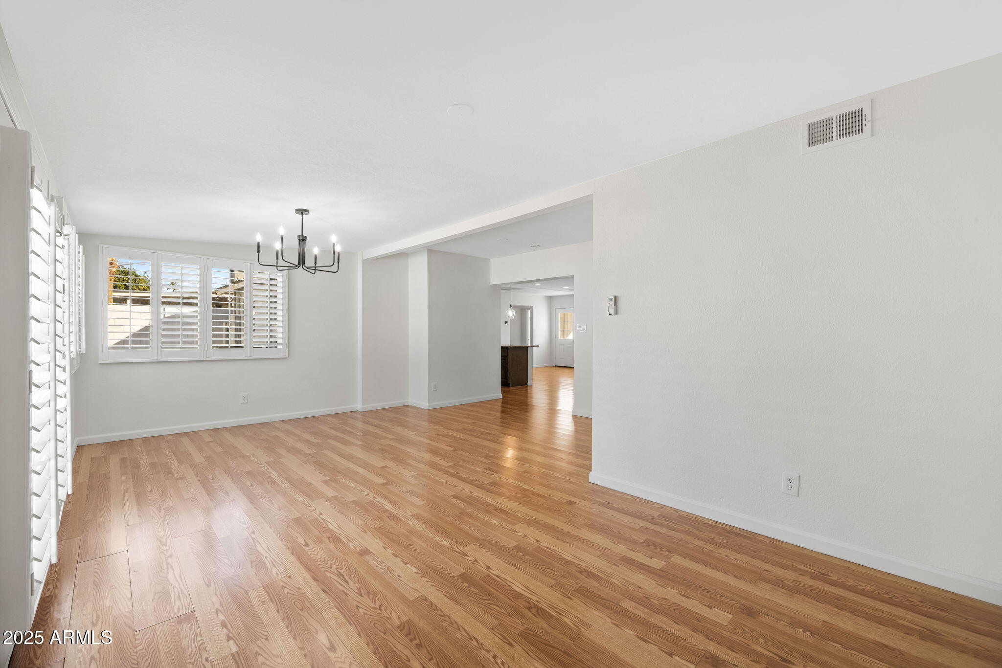 4020 N 44TH Place