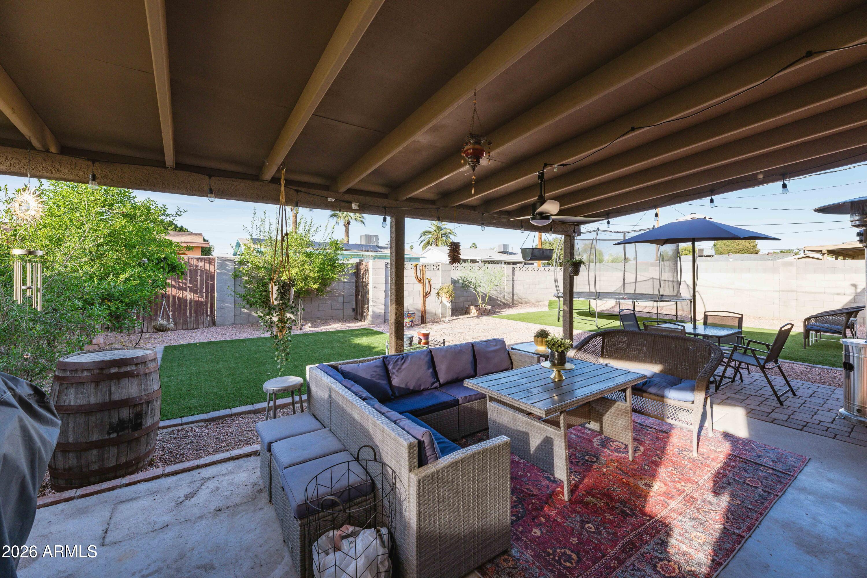 4118 W ORANGEWOOD Avenue