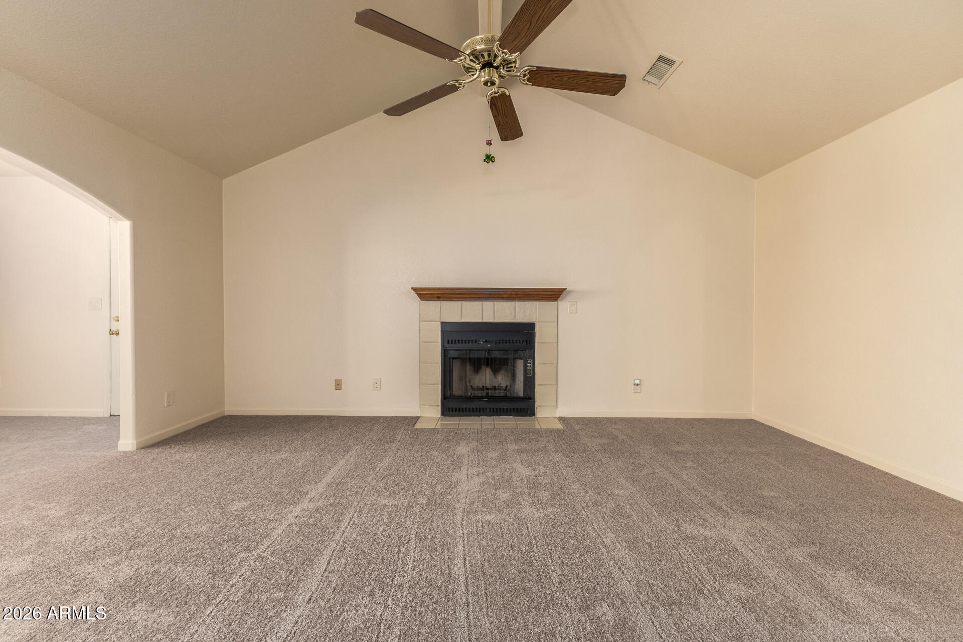 1638 E FAIRVIEW Street