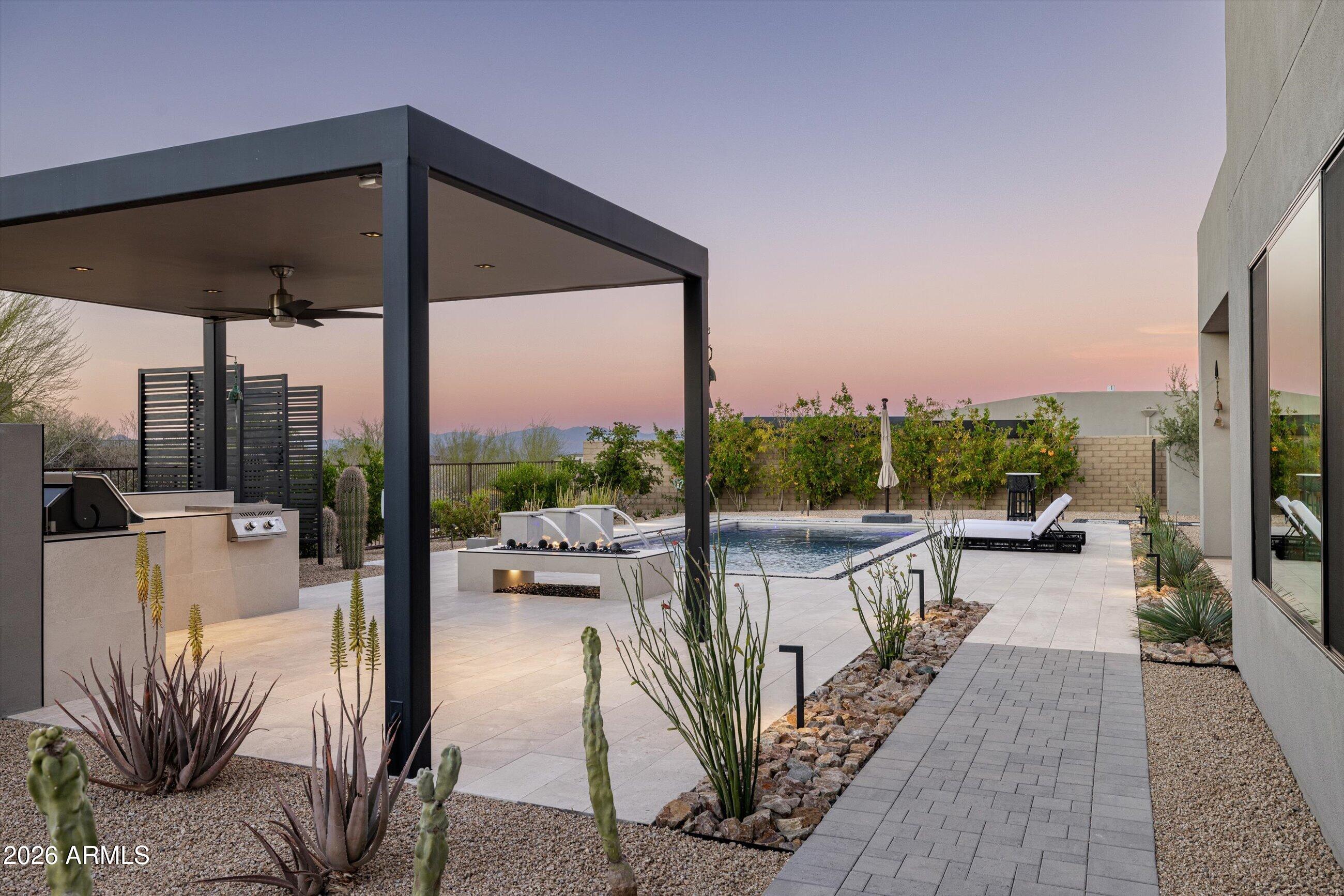 13114 E JUAN TABO Road