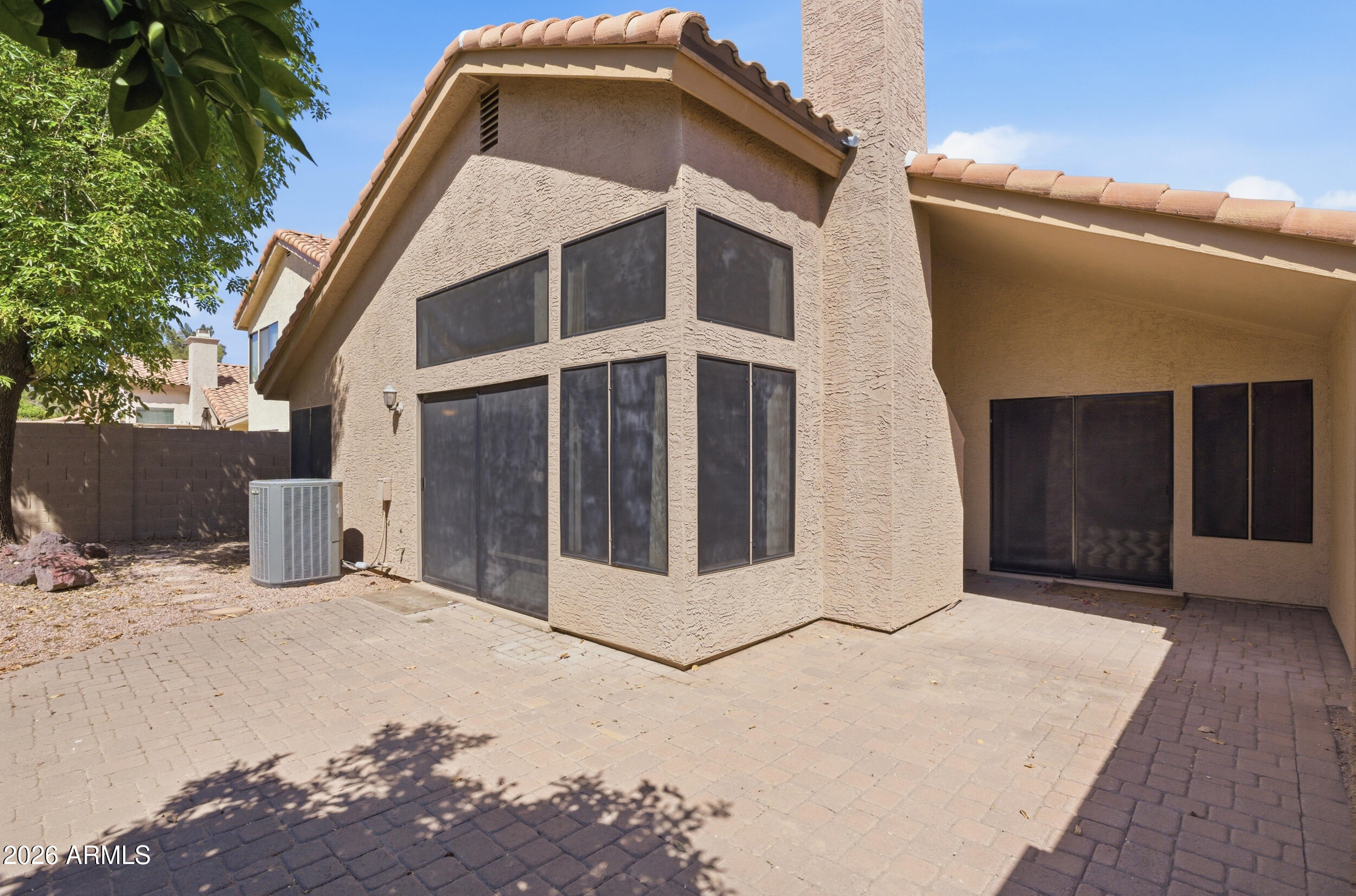 37 E GREENTREE Drive