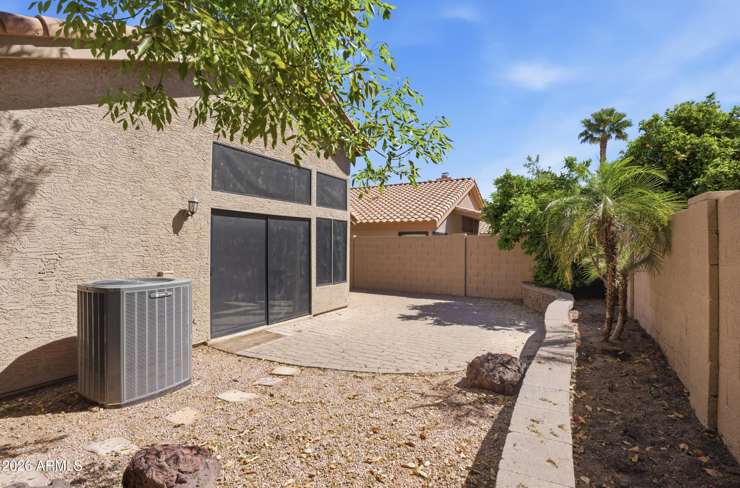 37 E GREENTREE Drive