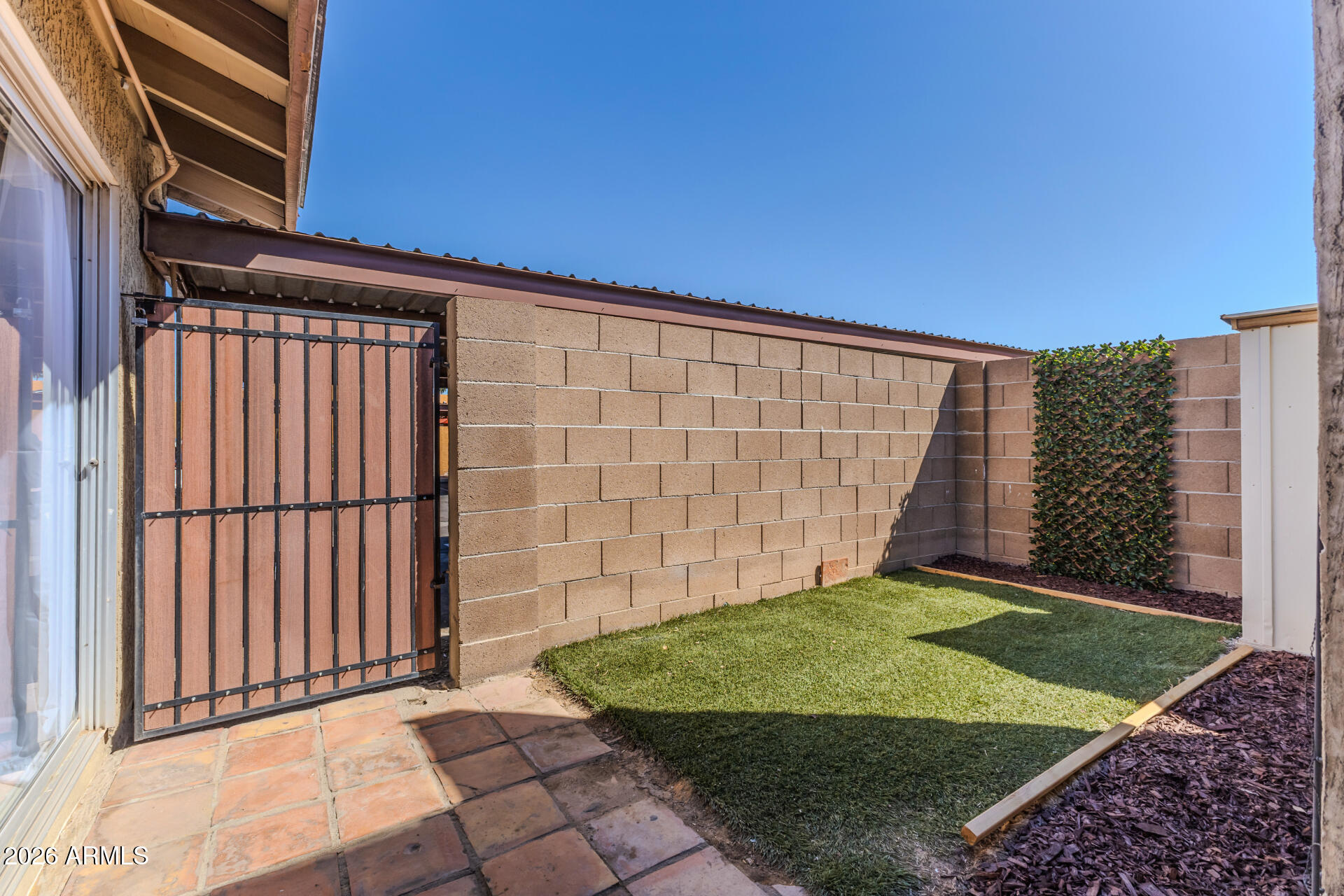 1867 E KIRKLAND Lane