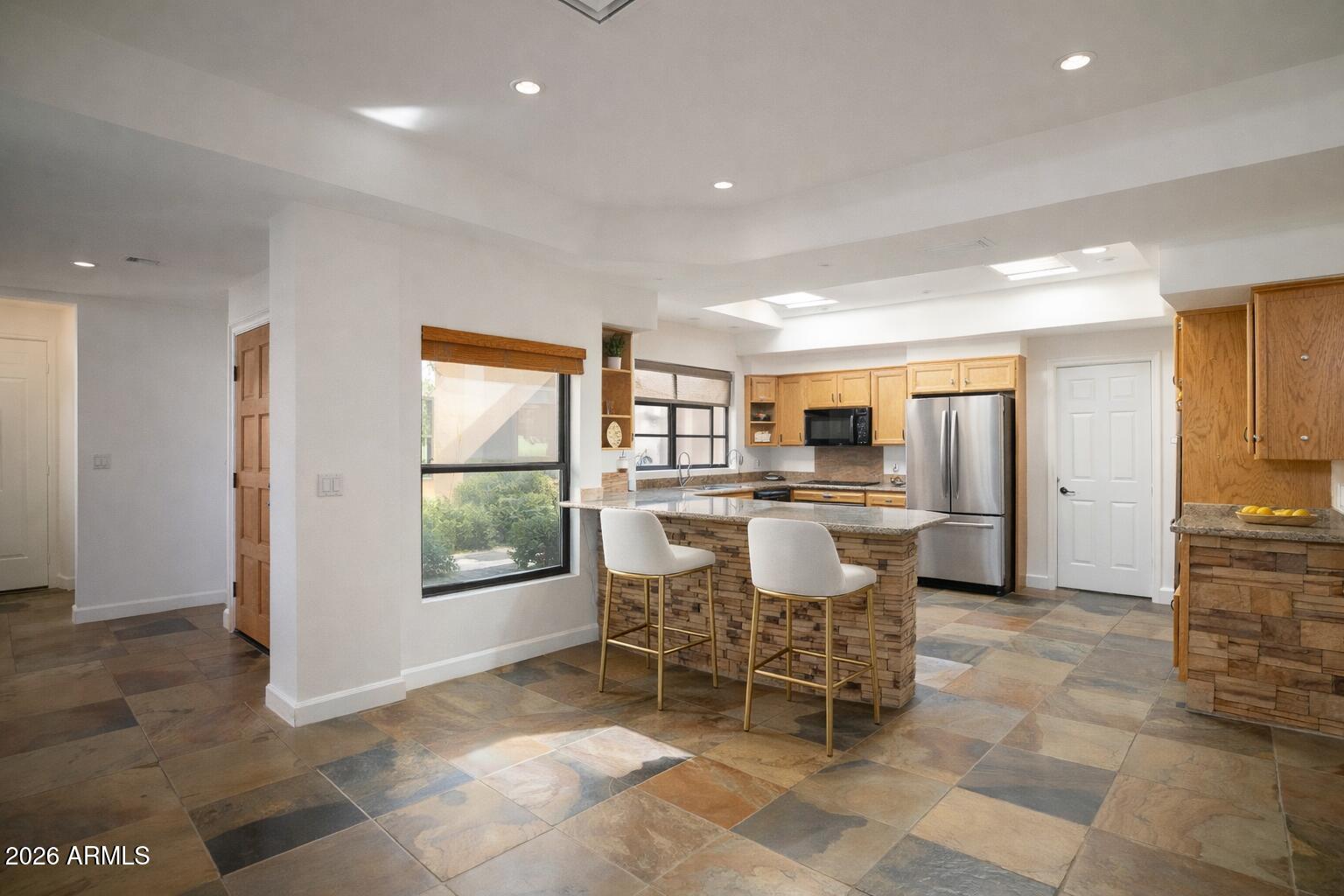 9045 N 86TH Place