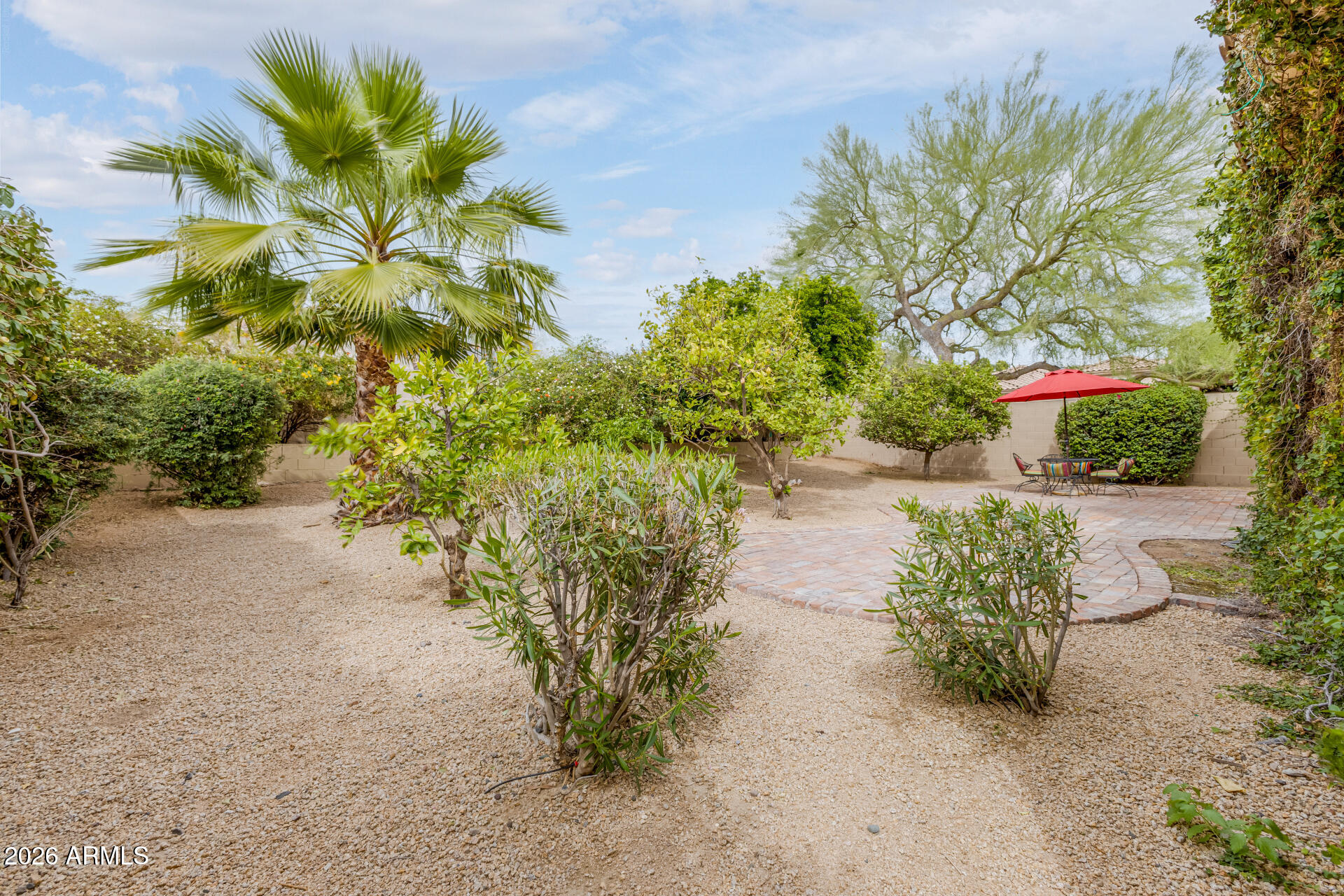 9042 E PARAISO Drive
