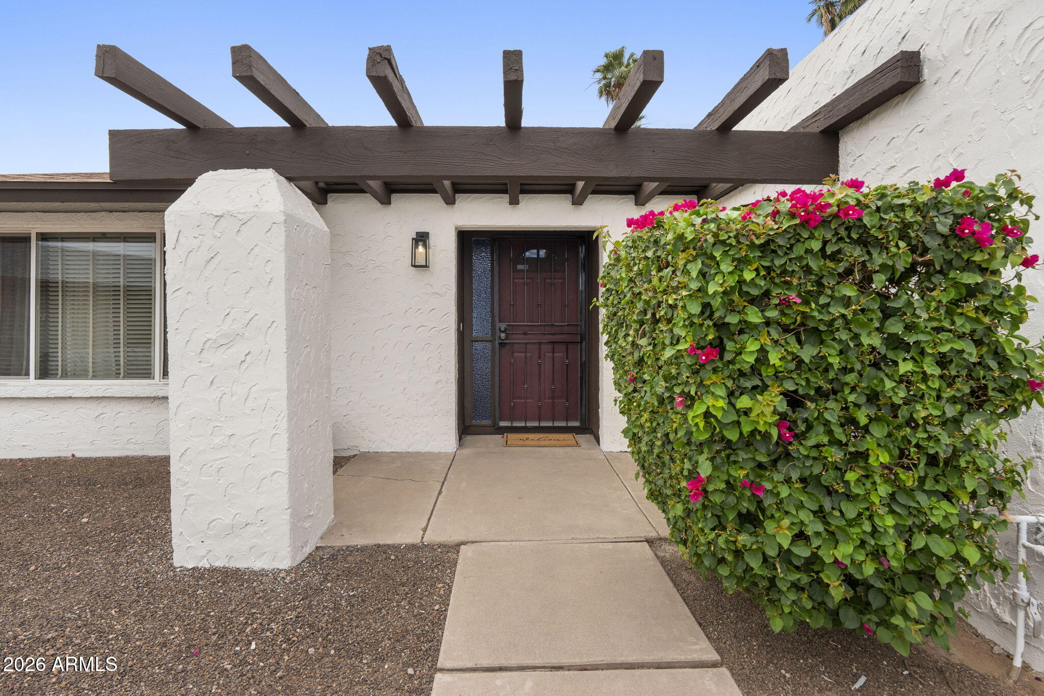 2523 W ONZA Avenue