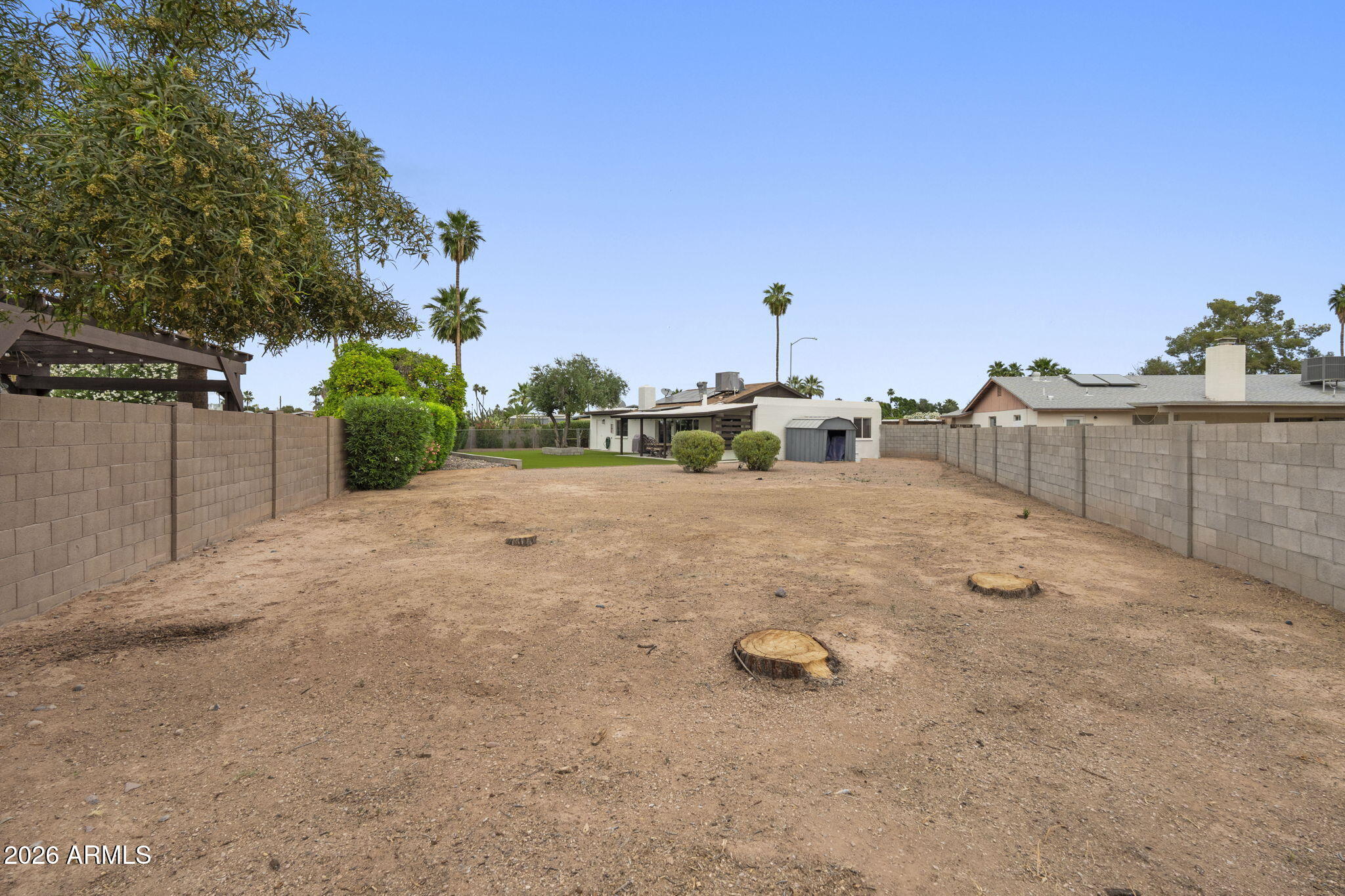 2523 W ONZA Avenue