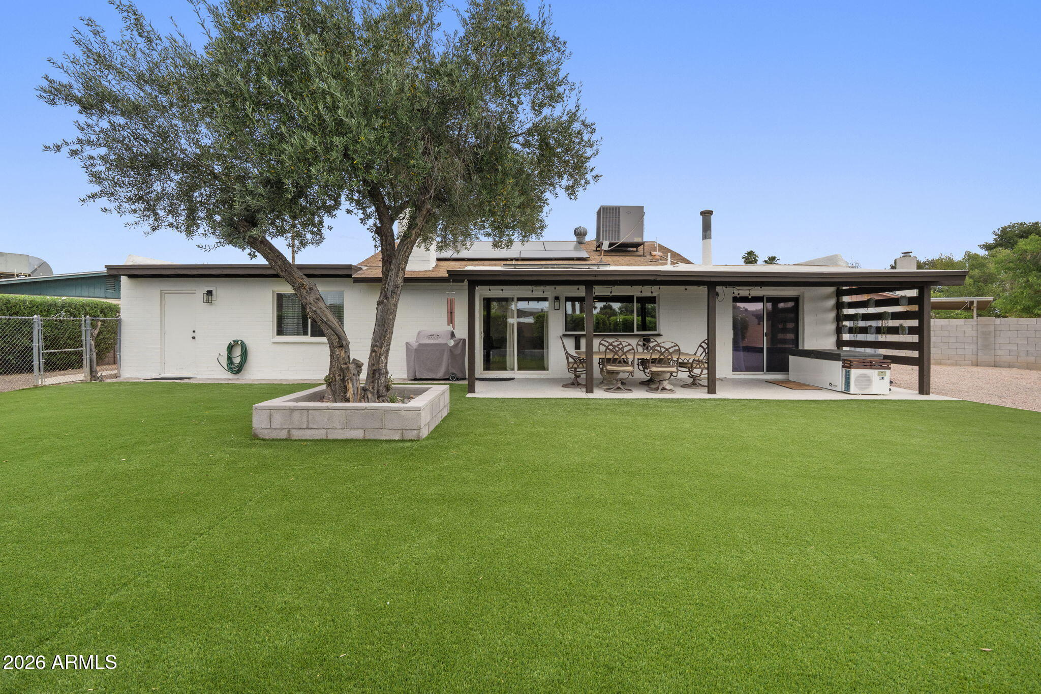 2523 W ONZA Avenue