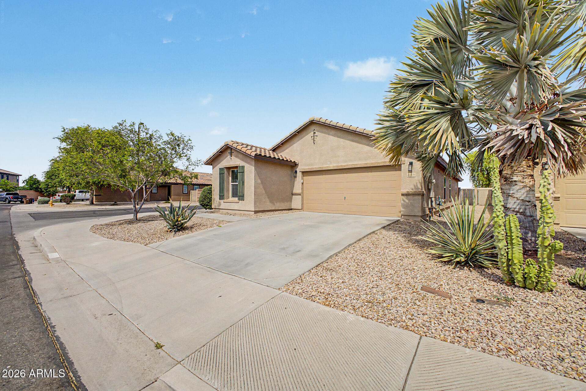 33421 N BOWLES Drive