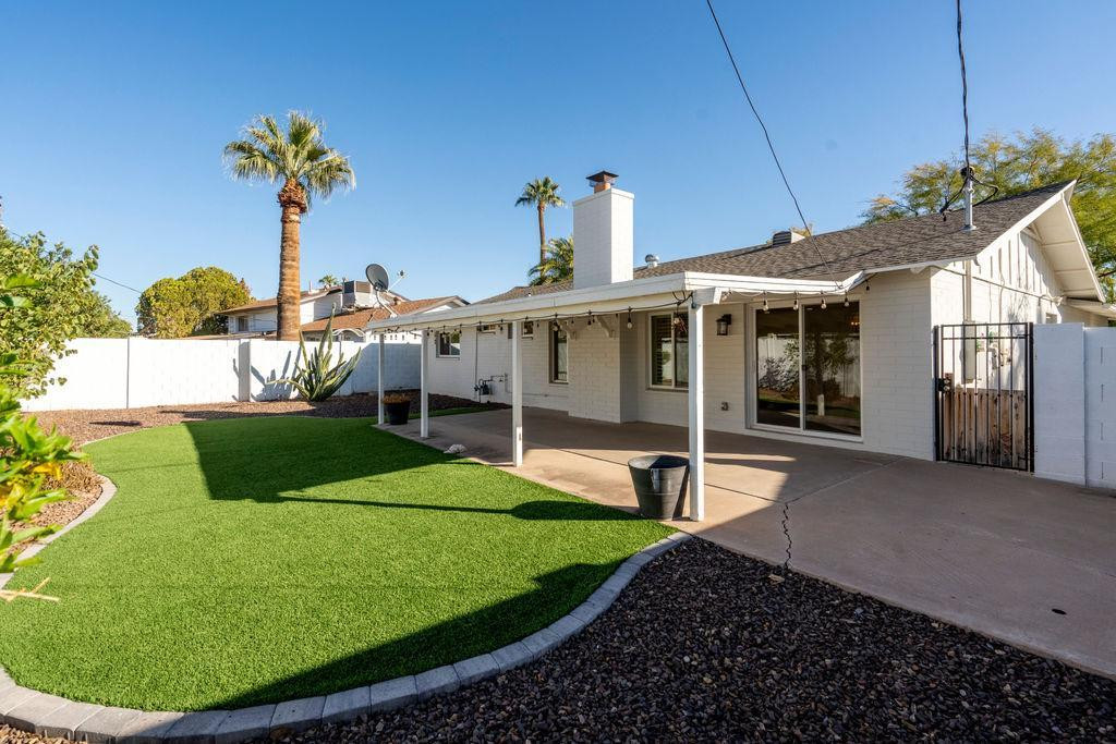 8656 E Solano Drive