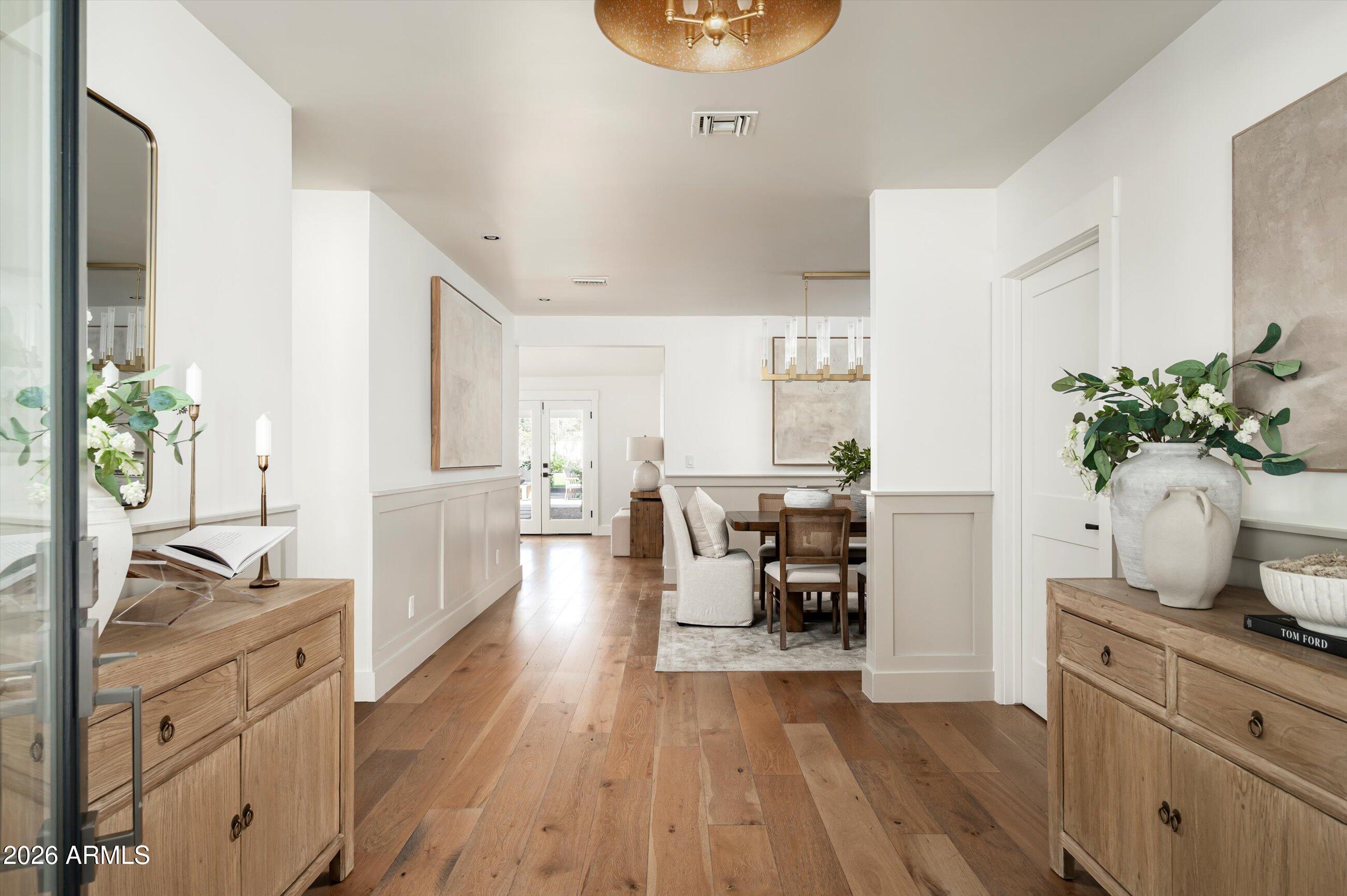 3131 N 53RD Place