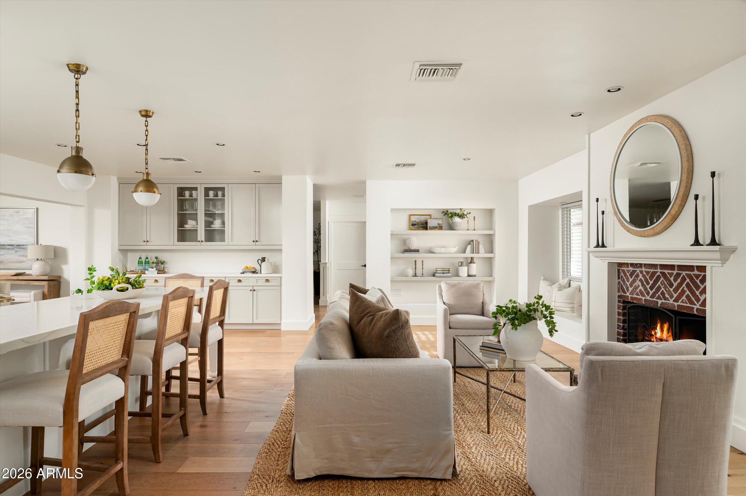 3131 N 53RD Place