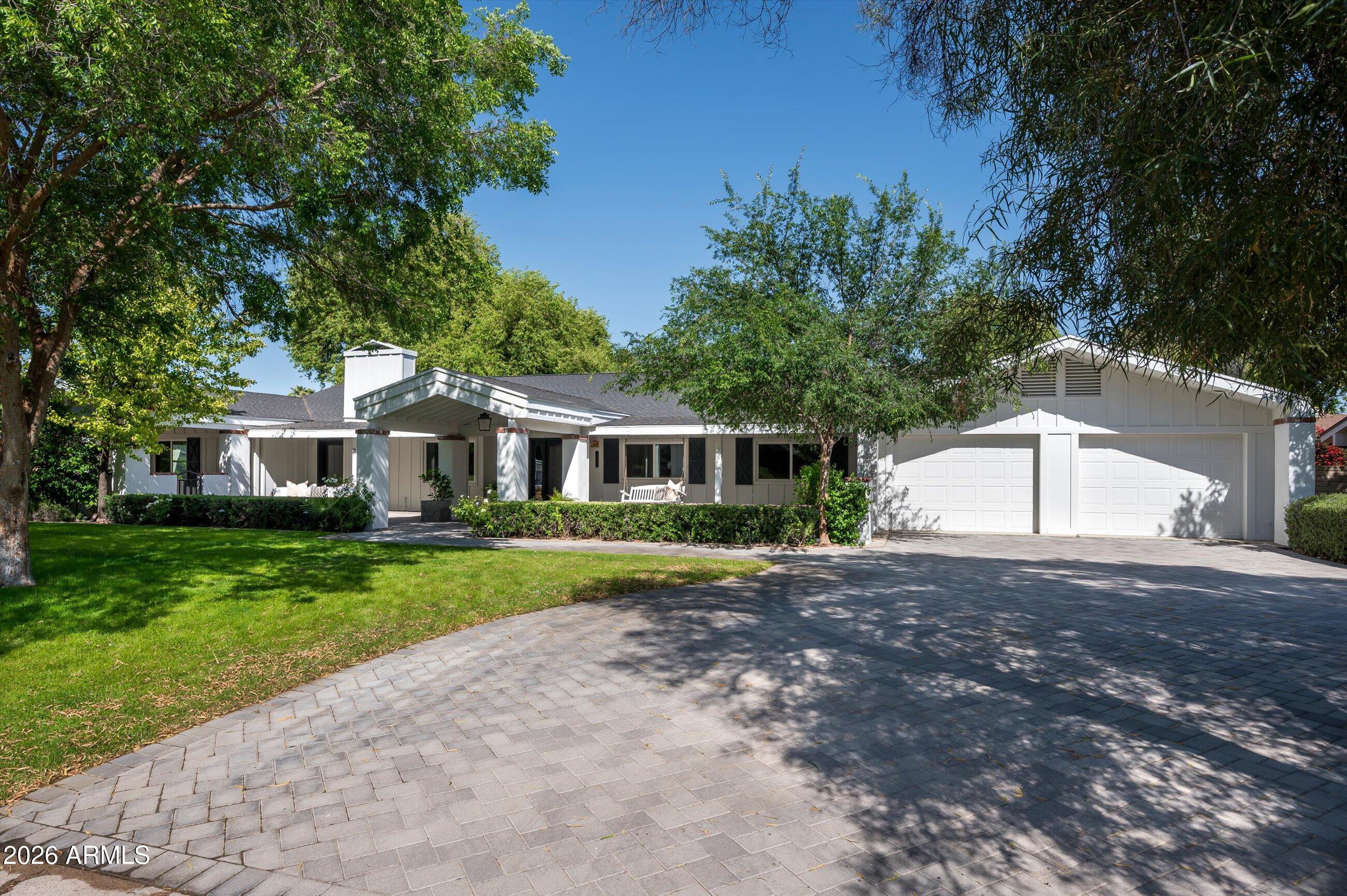 3131 N 53RD Place
