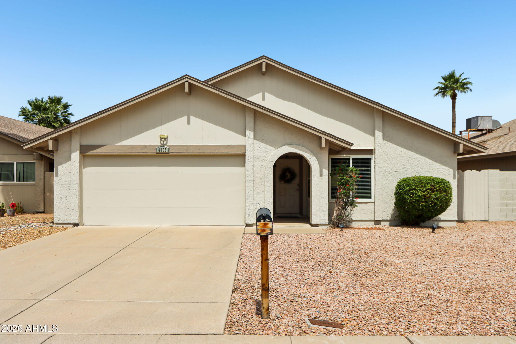 4408 W JULIE Drive