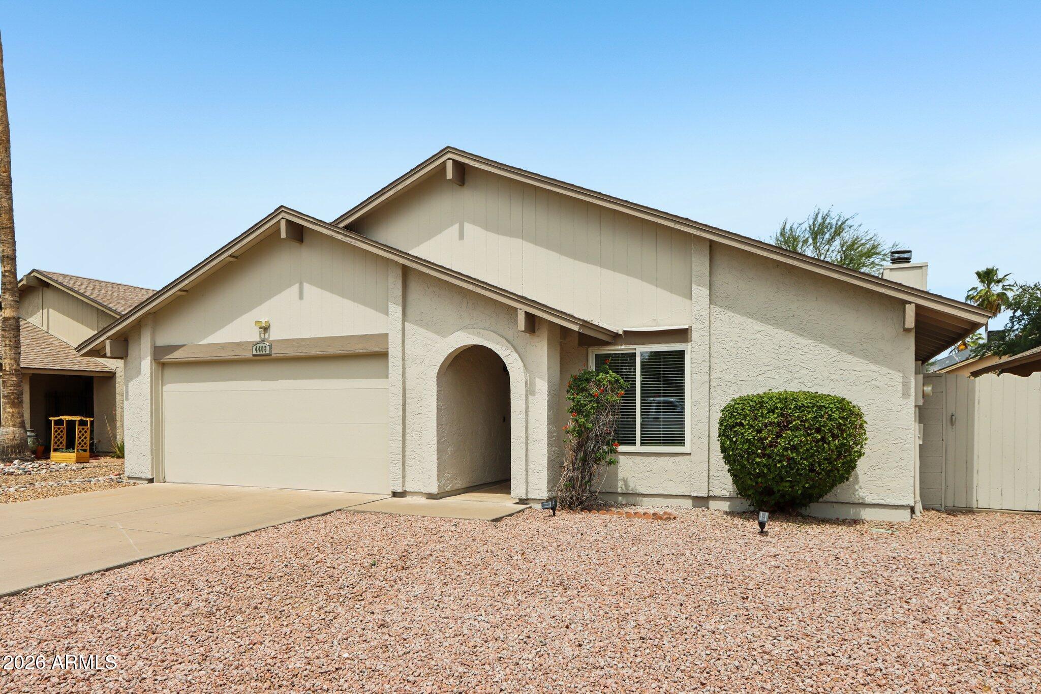 4408 W JULIE Drive