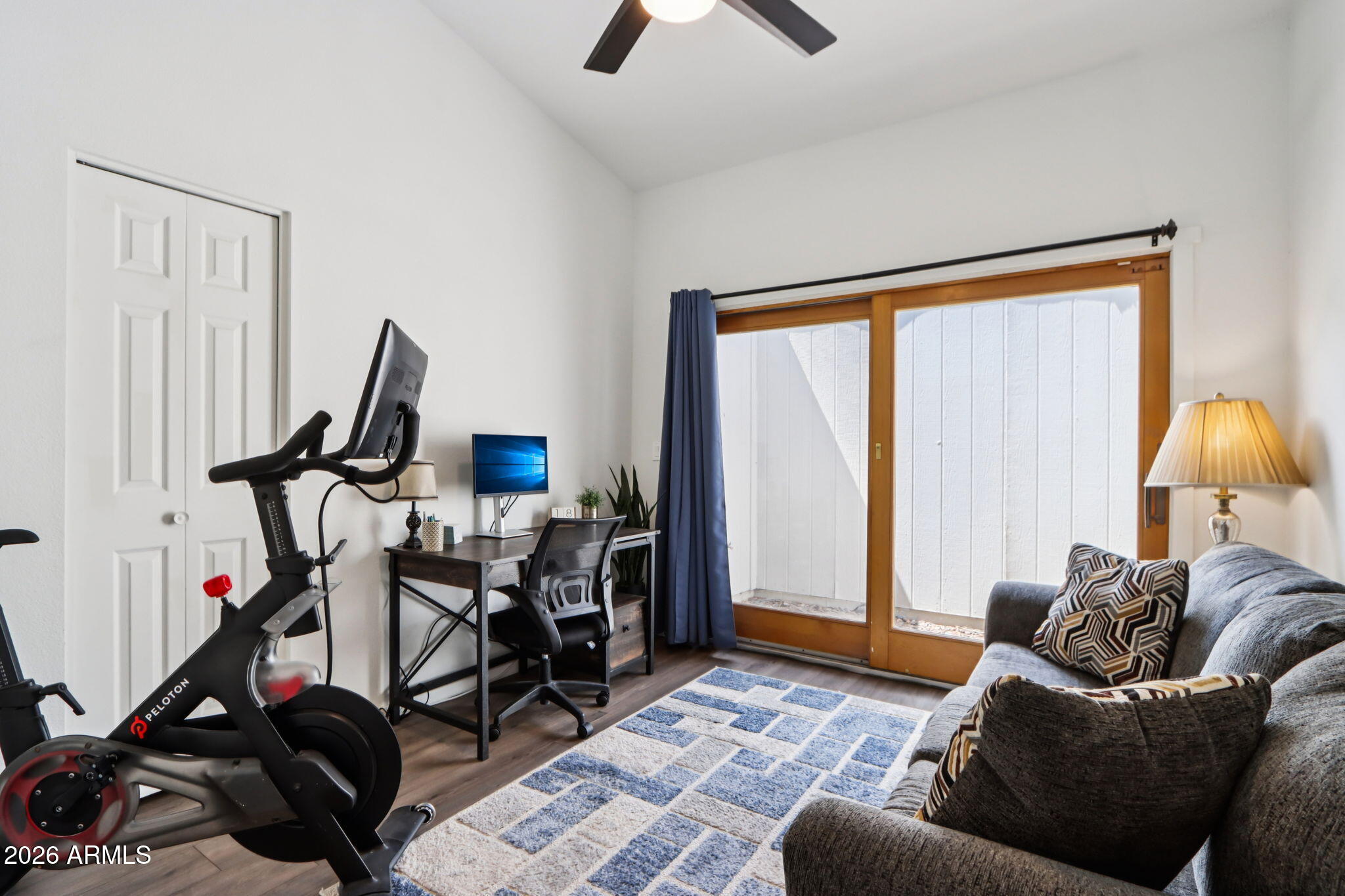 4408 W JULIE Drive