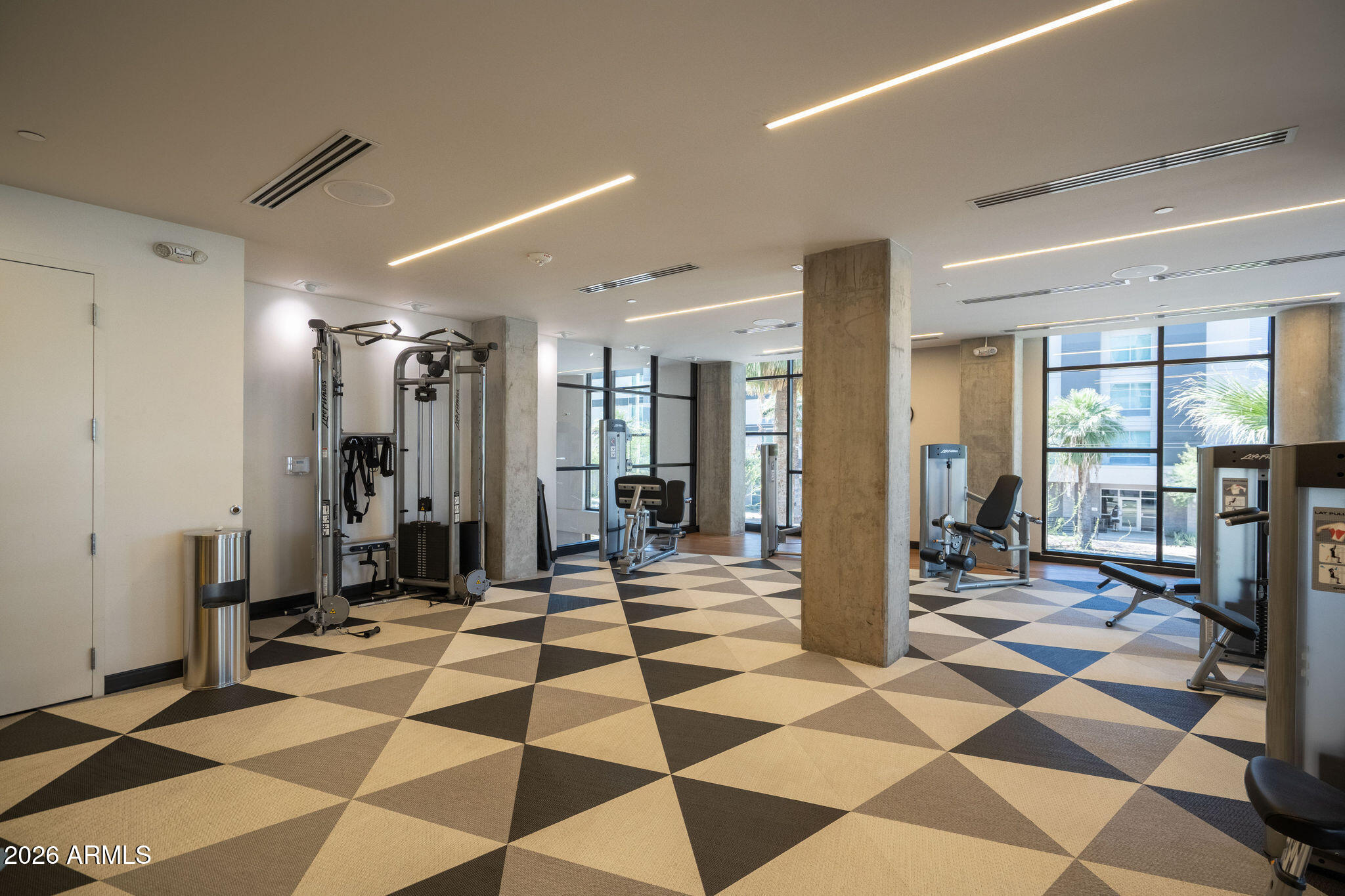 3131 N CENTRAL Avenue 4011