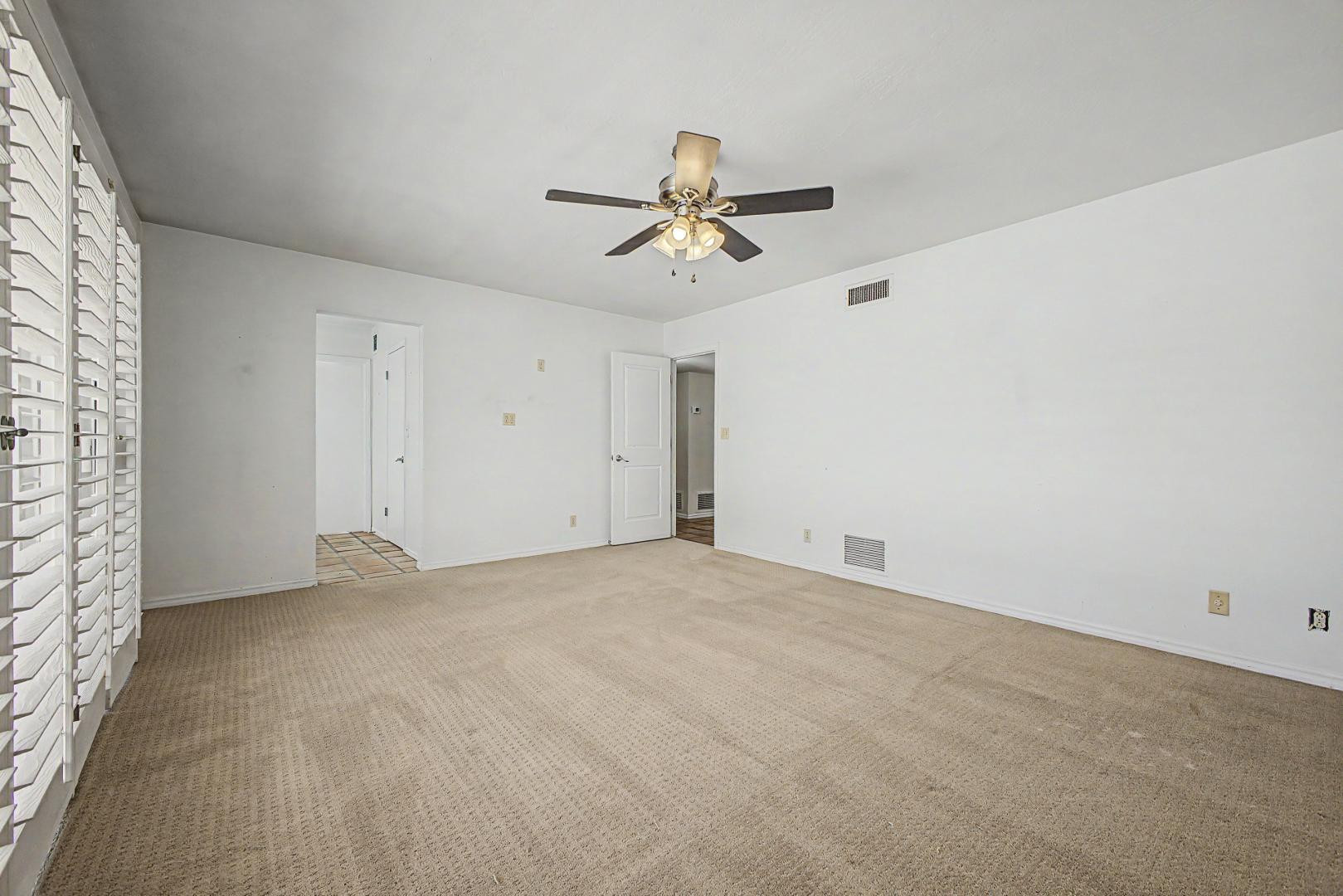 4840 E Fanfol Drive