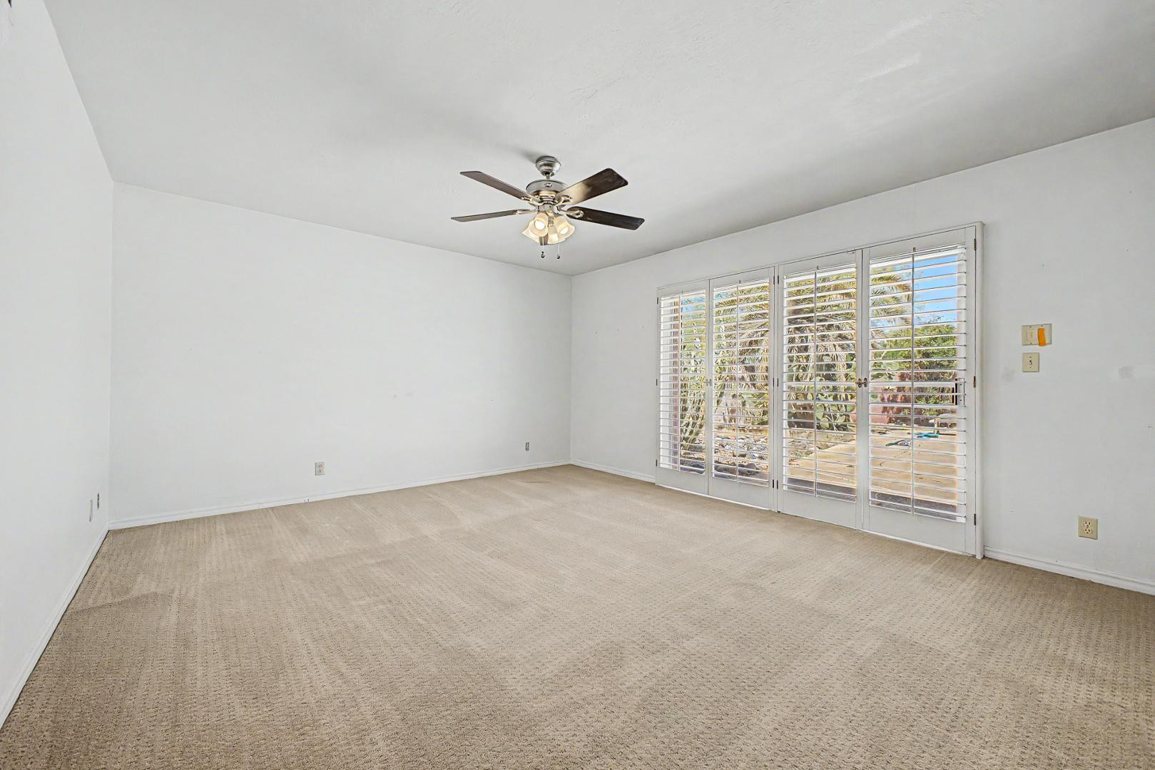 4840 E Fanfol Drive