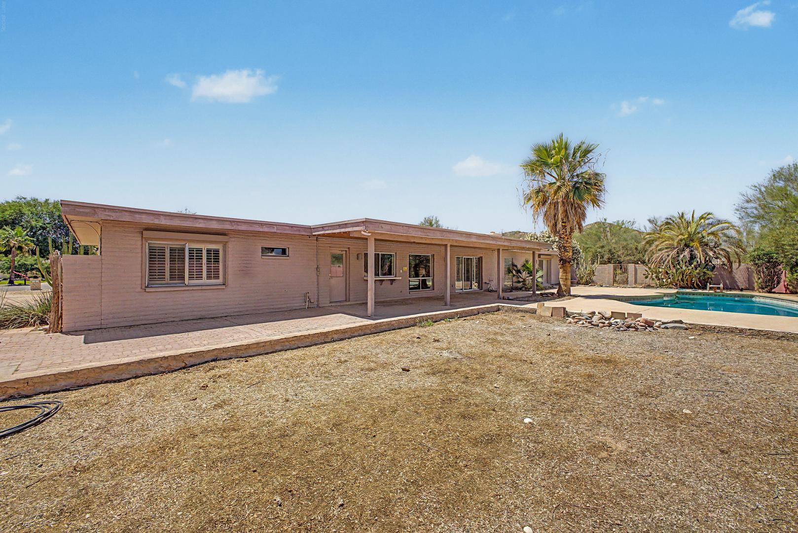 4840 E Fanfol Drive